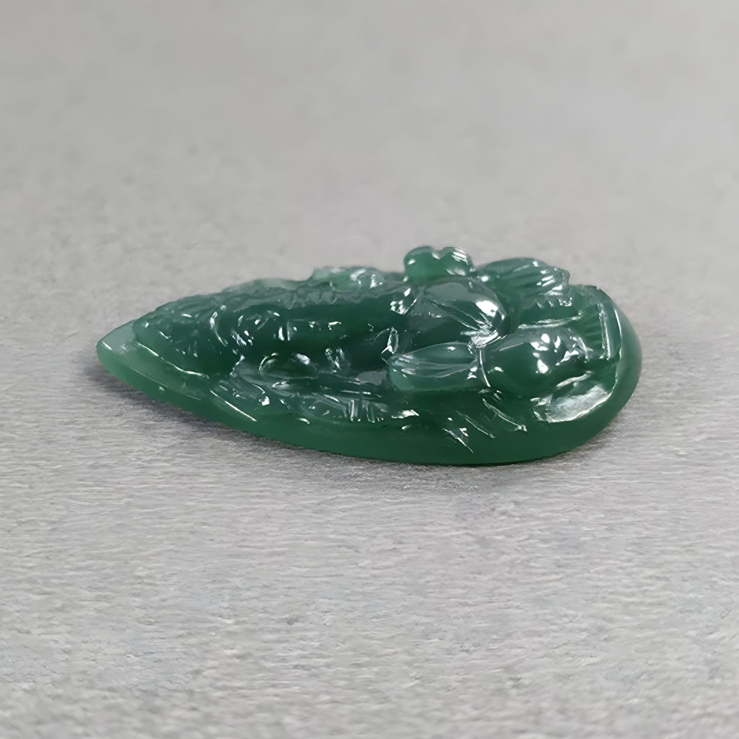 Sculpture de pierre précieuse en quartz naturel