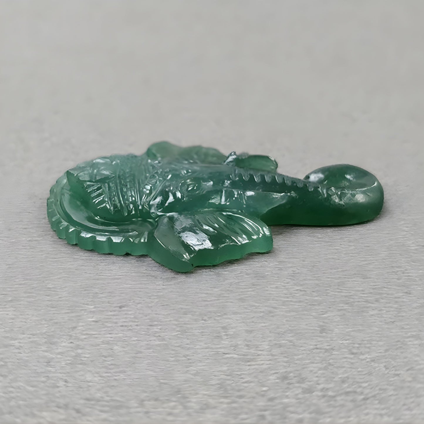 クォーツ宝石のガネーシャ像