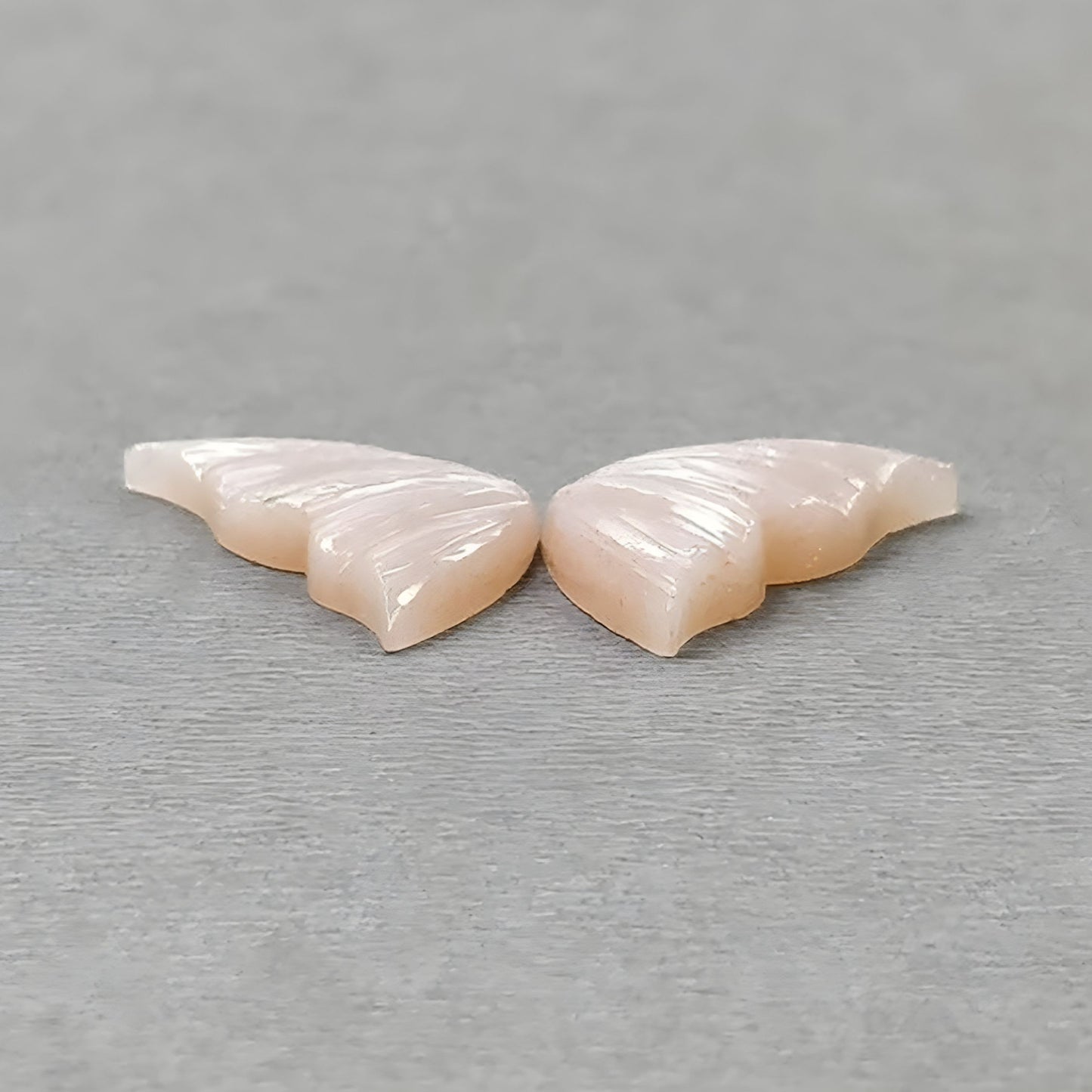 Natürliche Mondstein-Schnitzerei