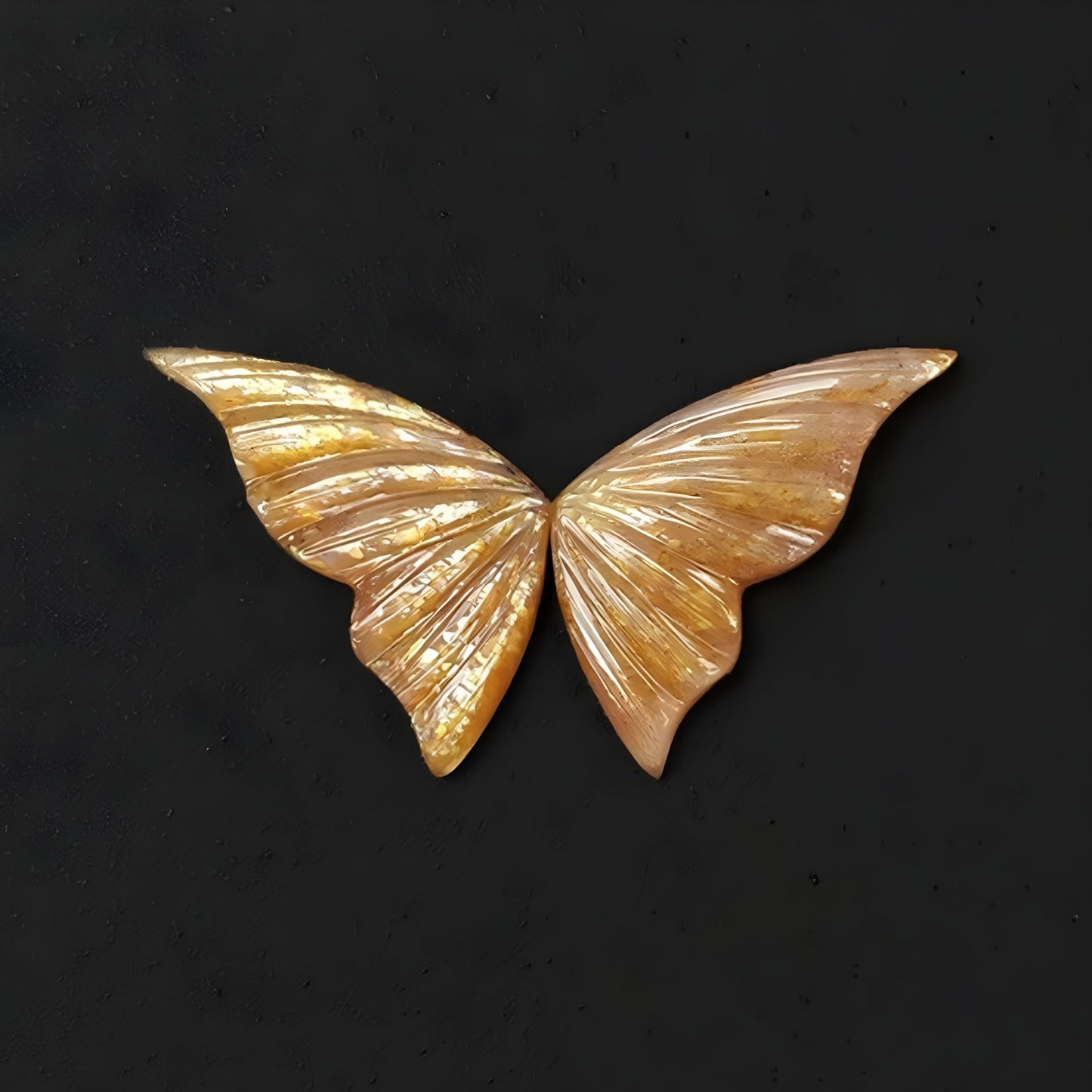 Pierre précieuse de lune jaune