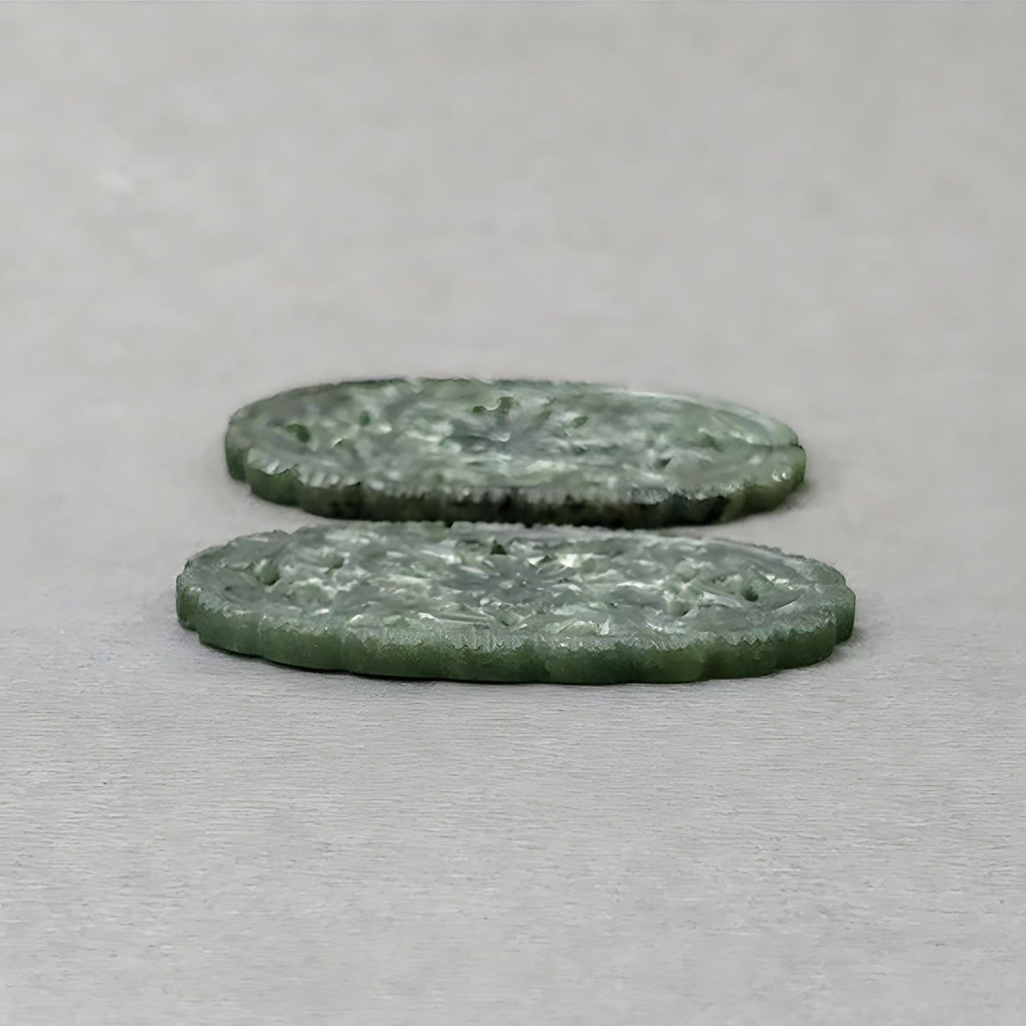 Intaglio di pietre preziose di quarzo verde