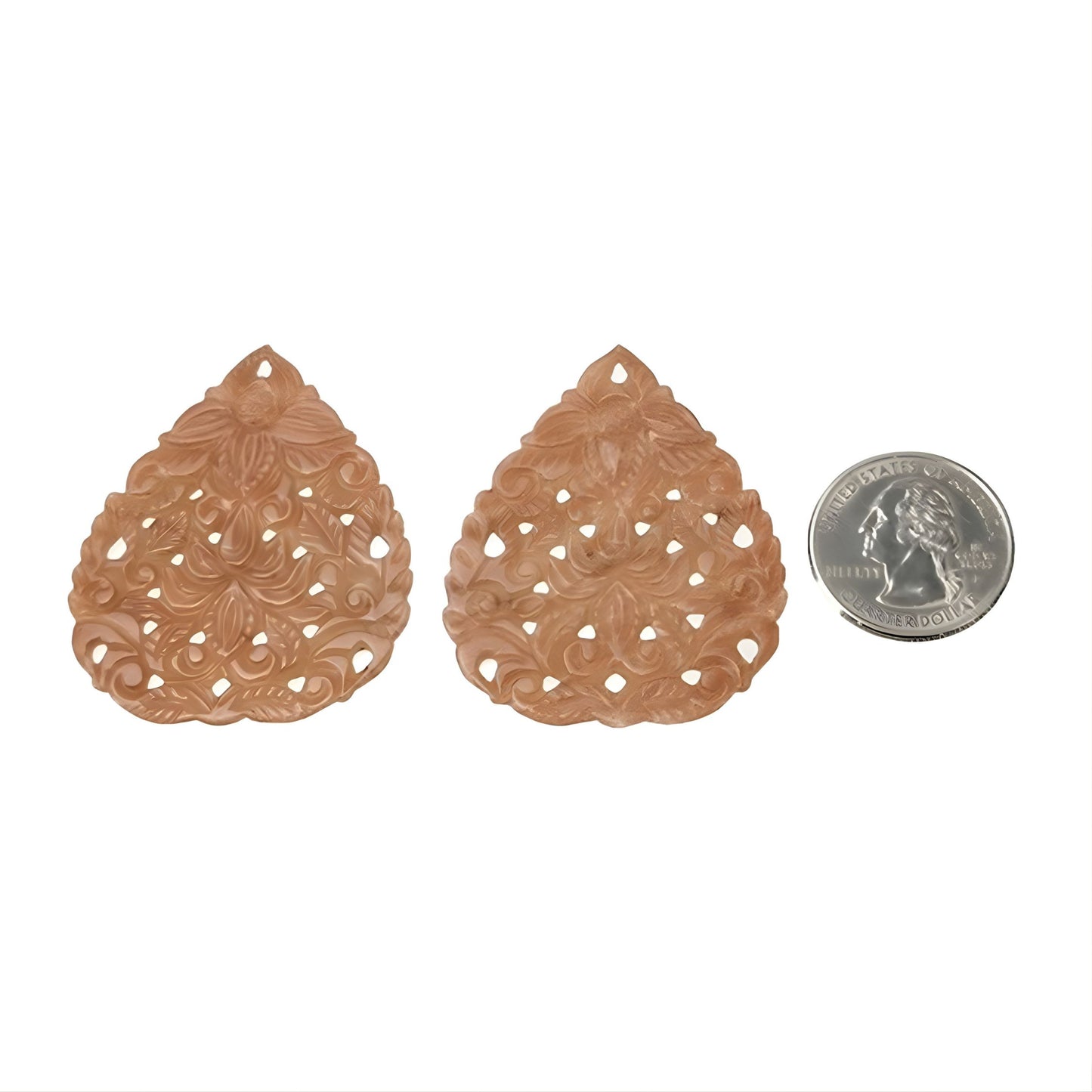 Pfirsichquarz-Schnitzerei