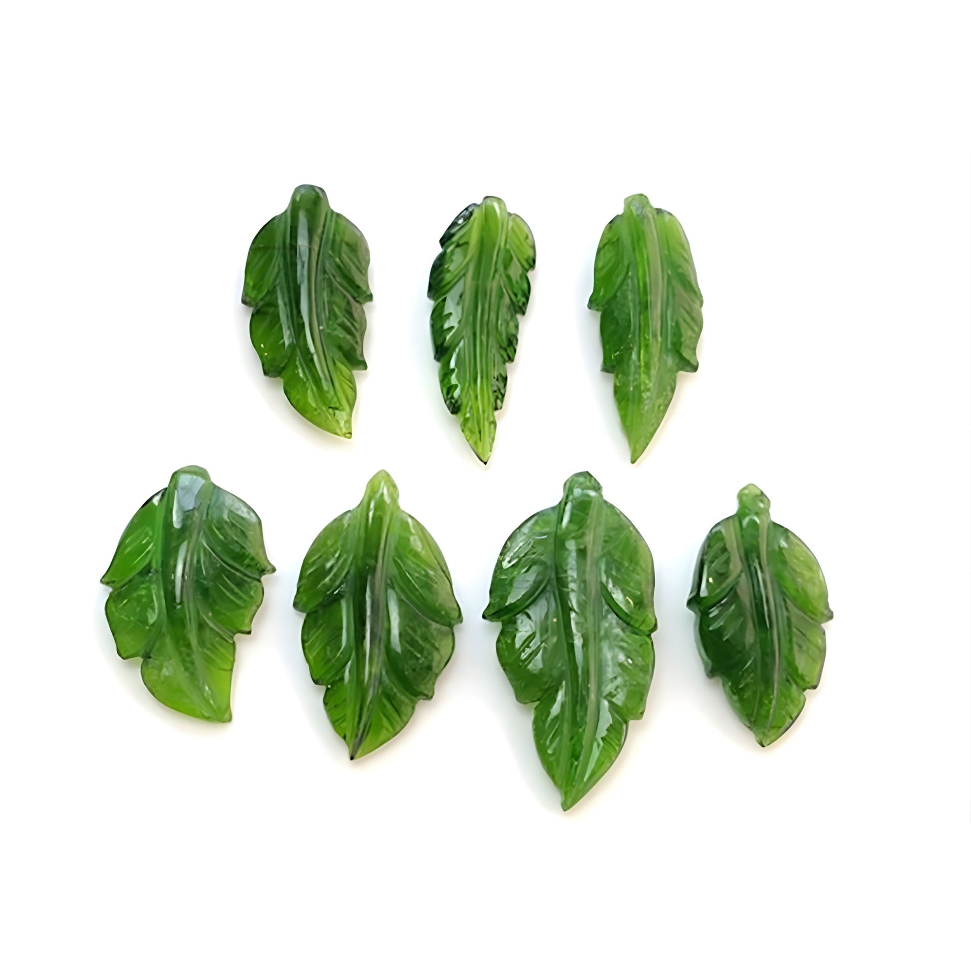 Pierre précieuse diopside chromifère