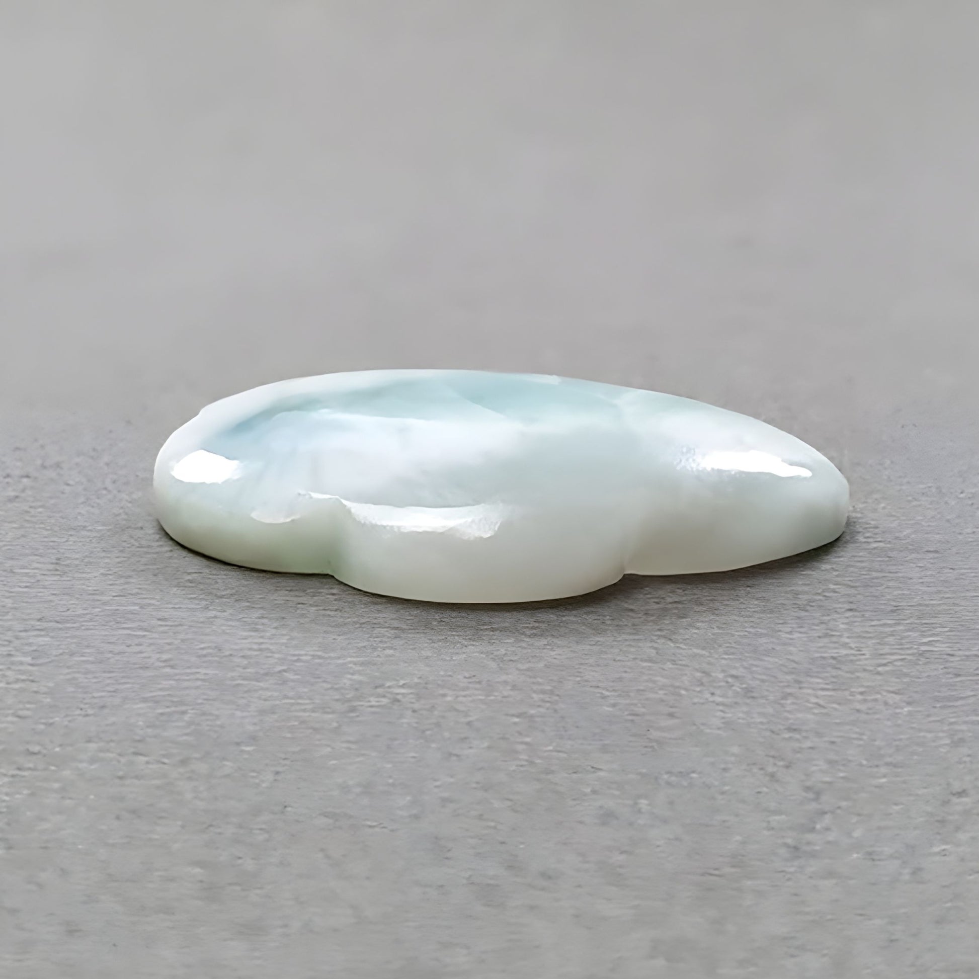 larimar pietra preziosa naturale non trattata