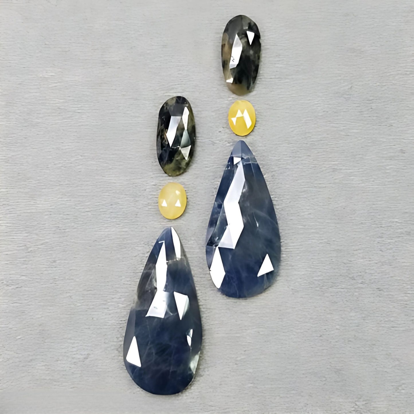 Facettierter Multi-Saphir-Edelstein