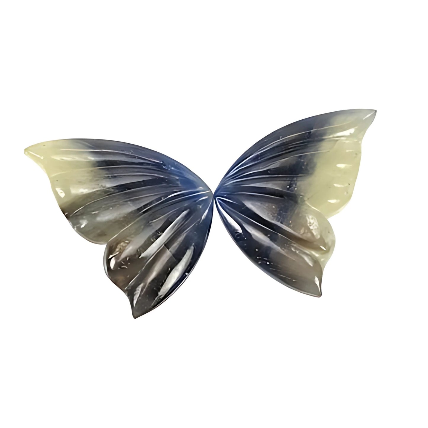 多颗蓝宝石蝴蝶雕刻