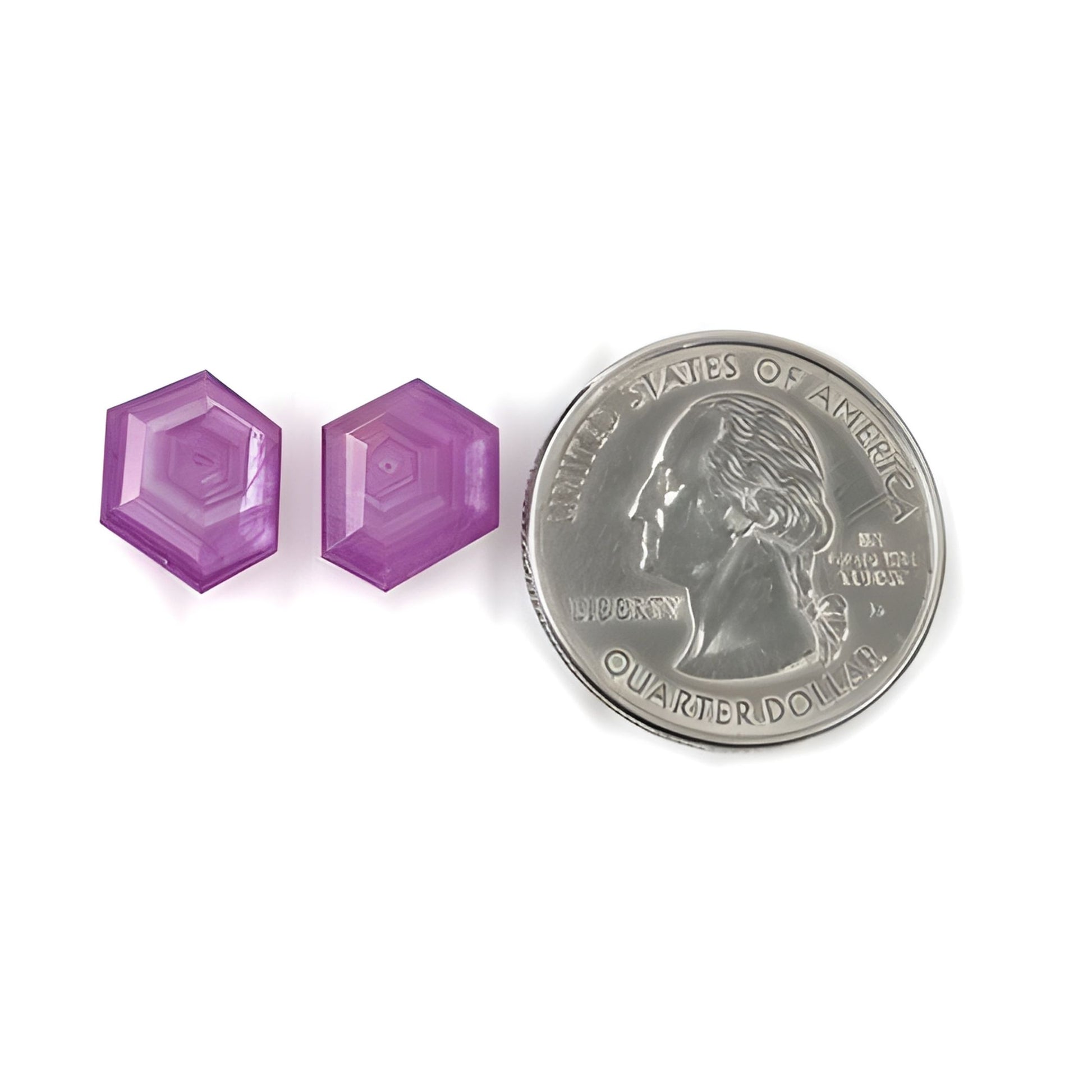 rubis taillé à facettes pour la joaillerie