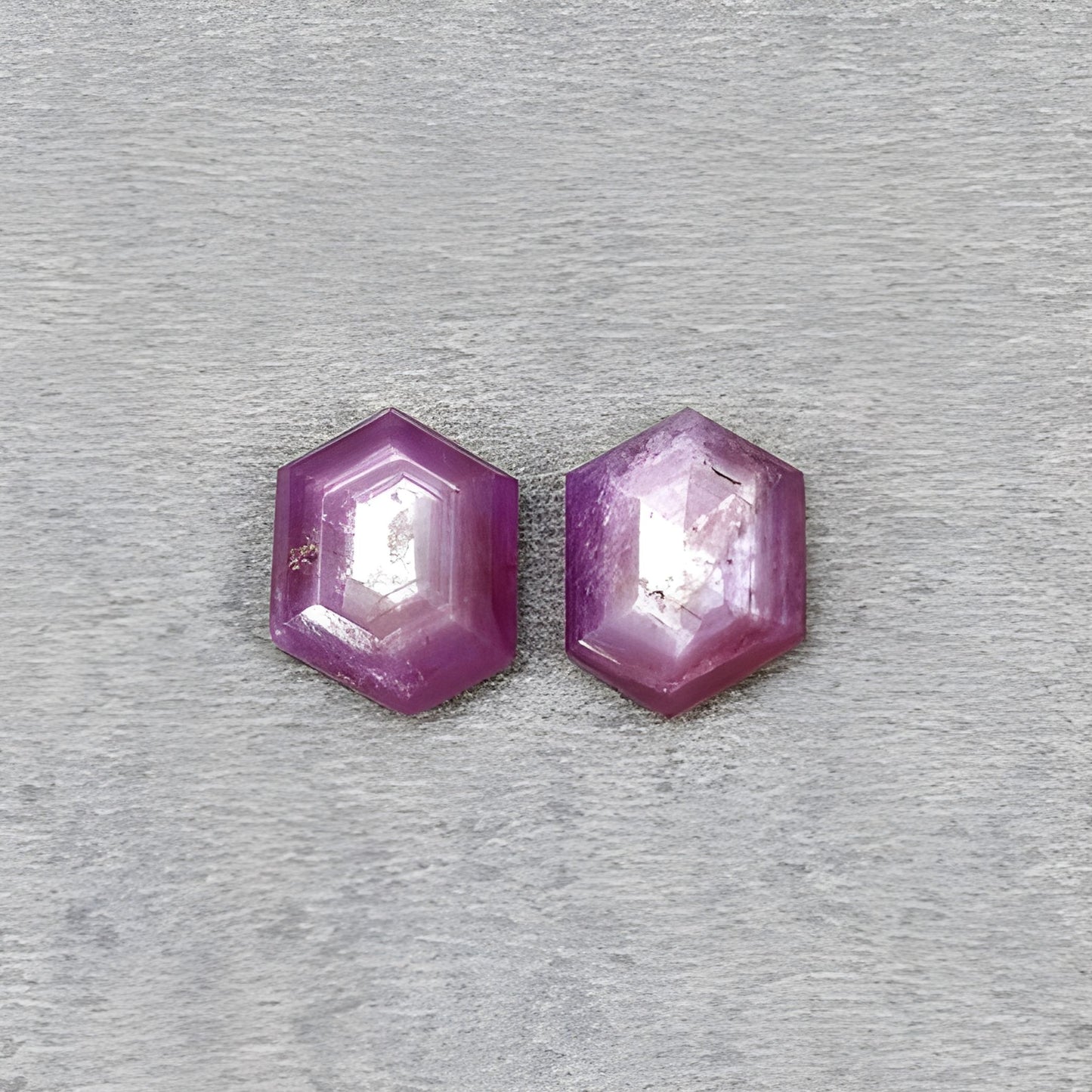 天然未処理宝石ルビートラピッチェ