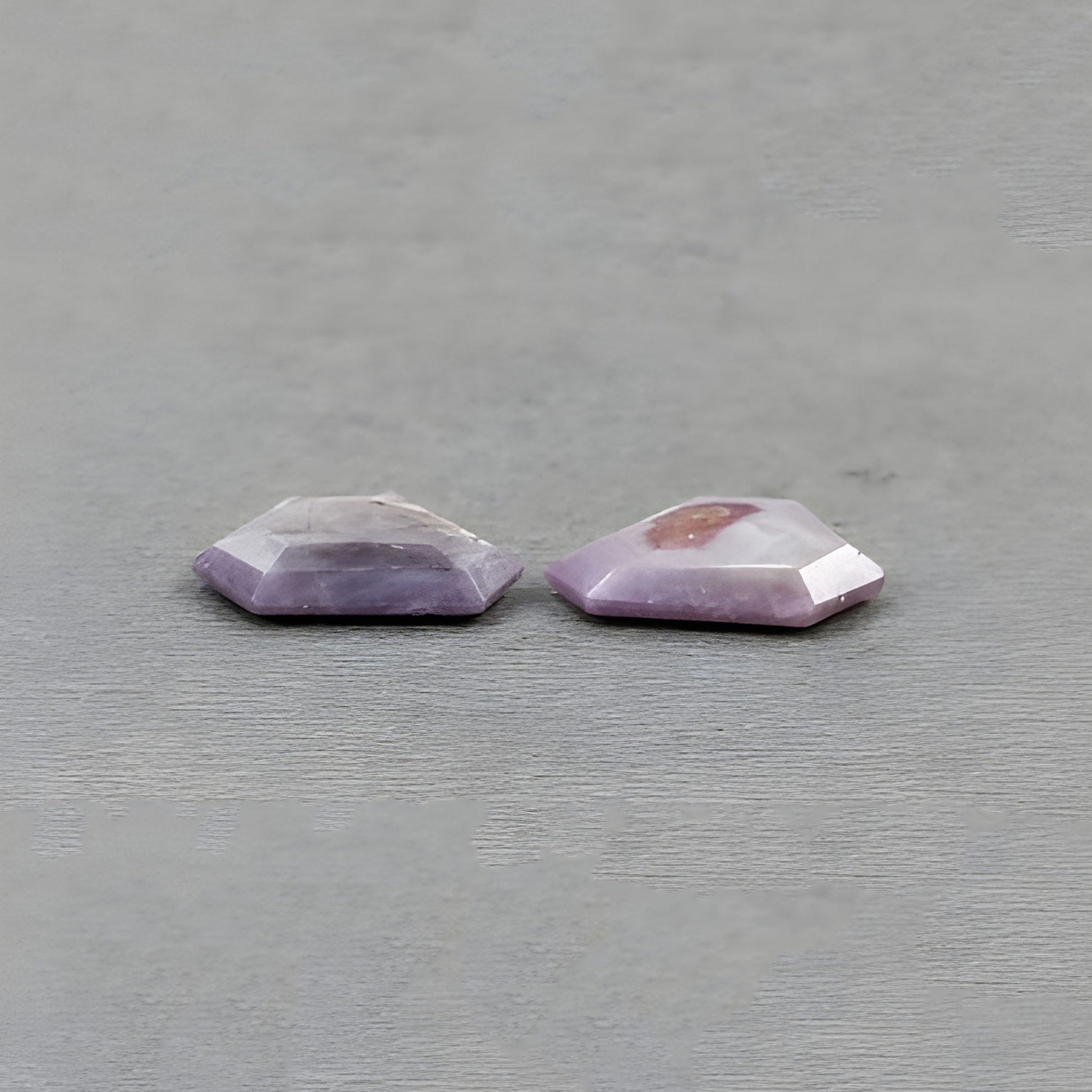 حجر الياقوت الطبيعي غير المعالج