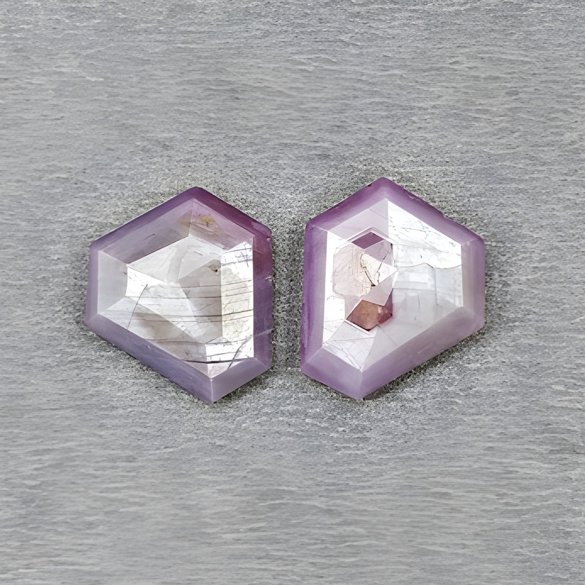 サファイアのファセットカットの宝石