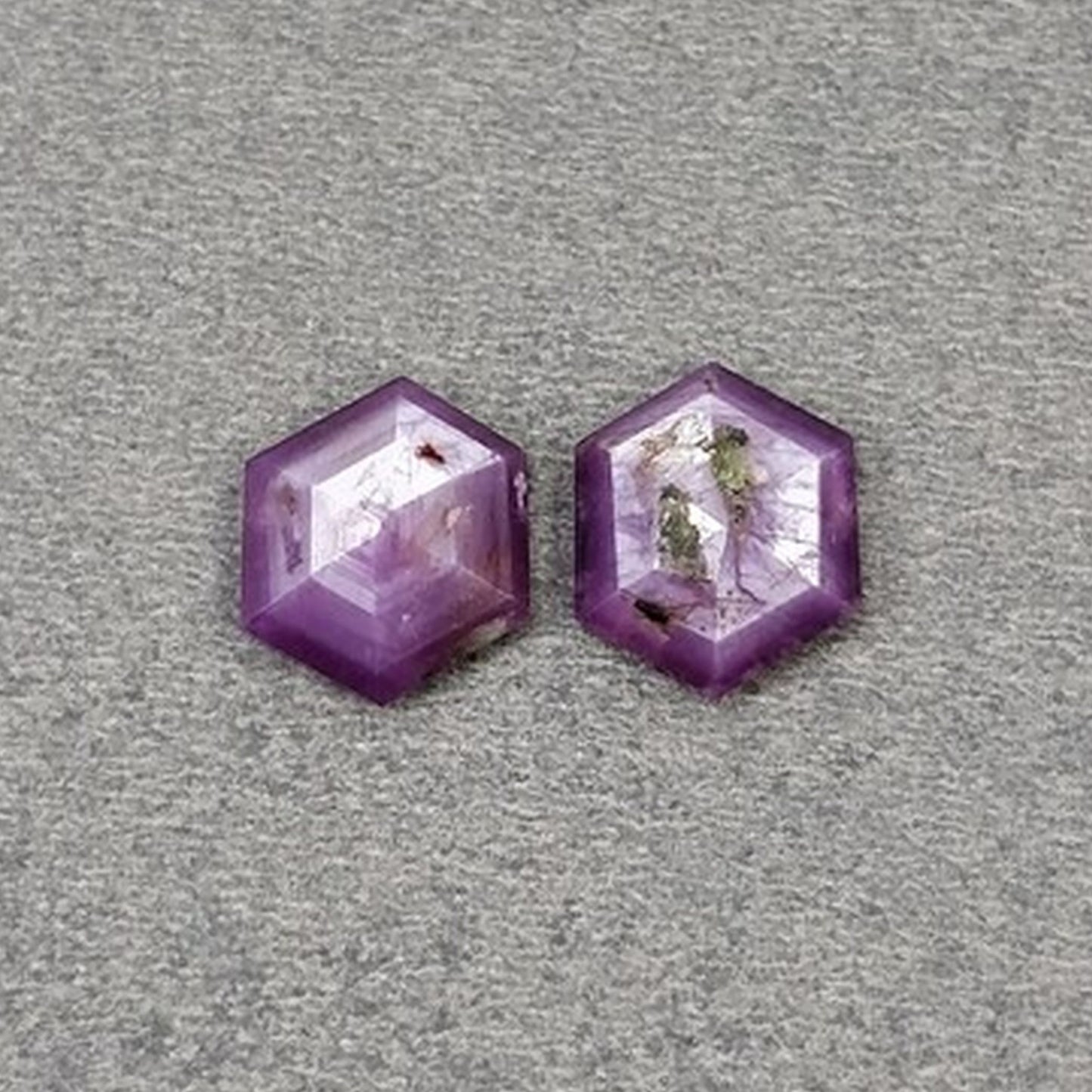 天然未经处理的宝石蓝宝石