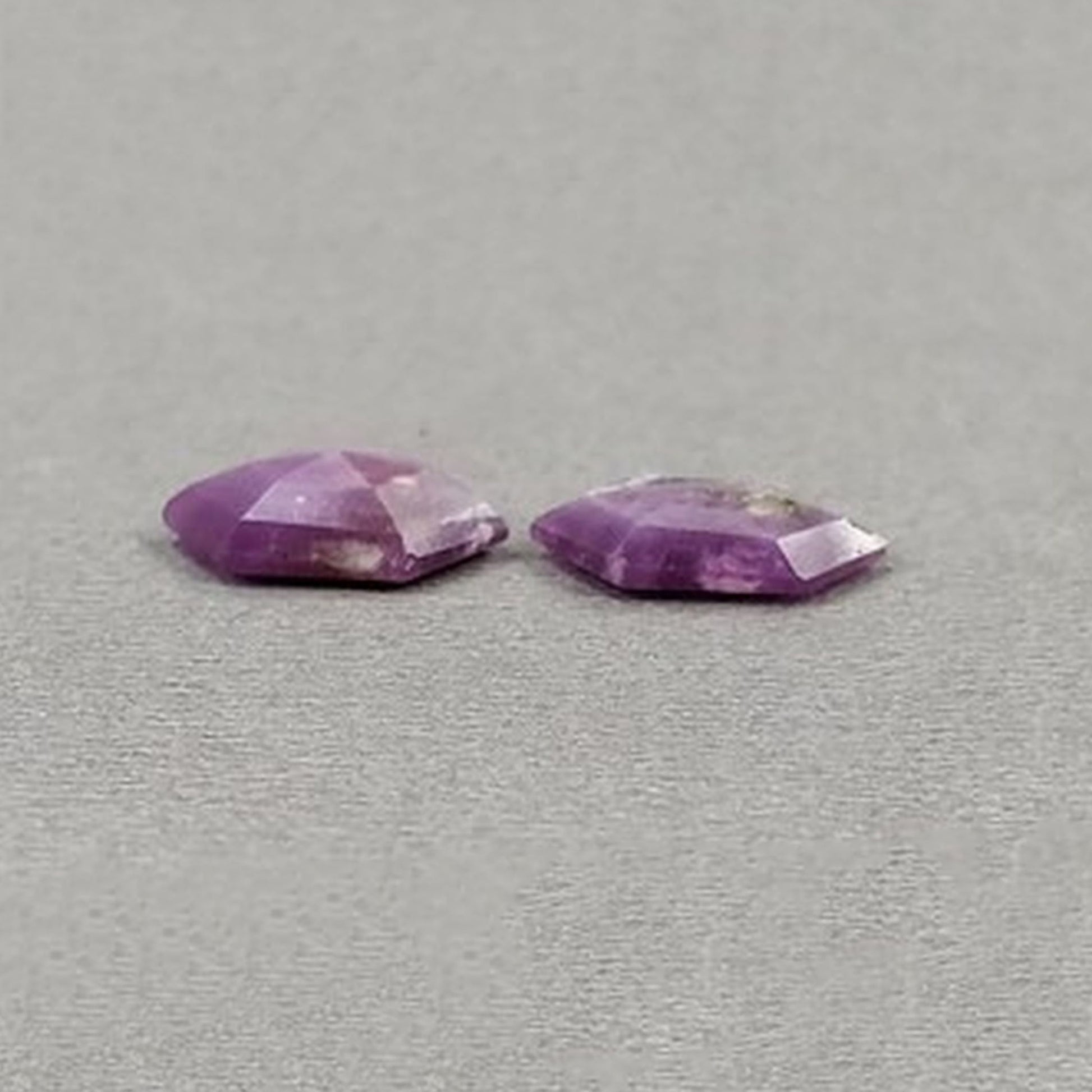 حجر ميلاد شهر سبتمبر