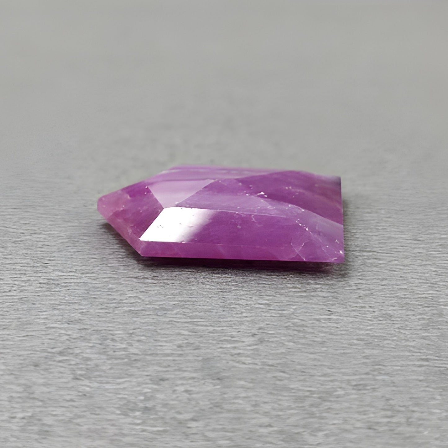 pietra portafortuna di luglio