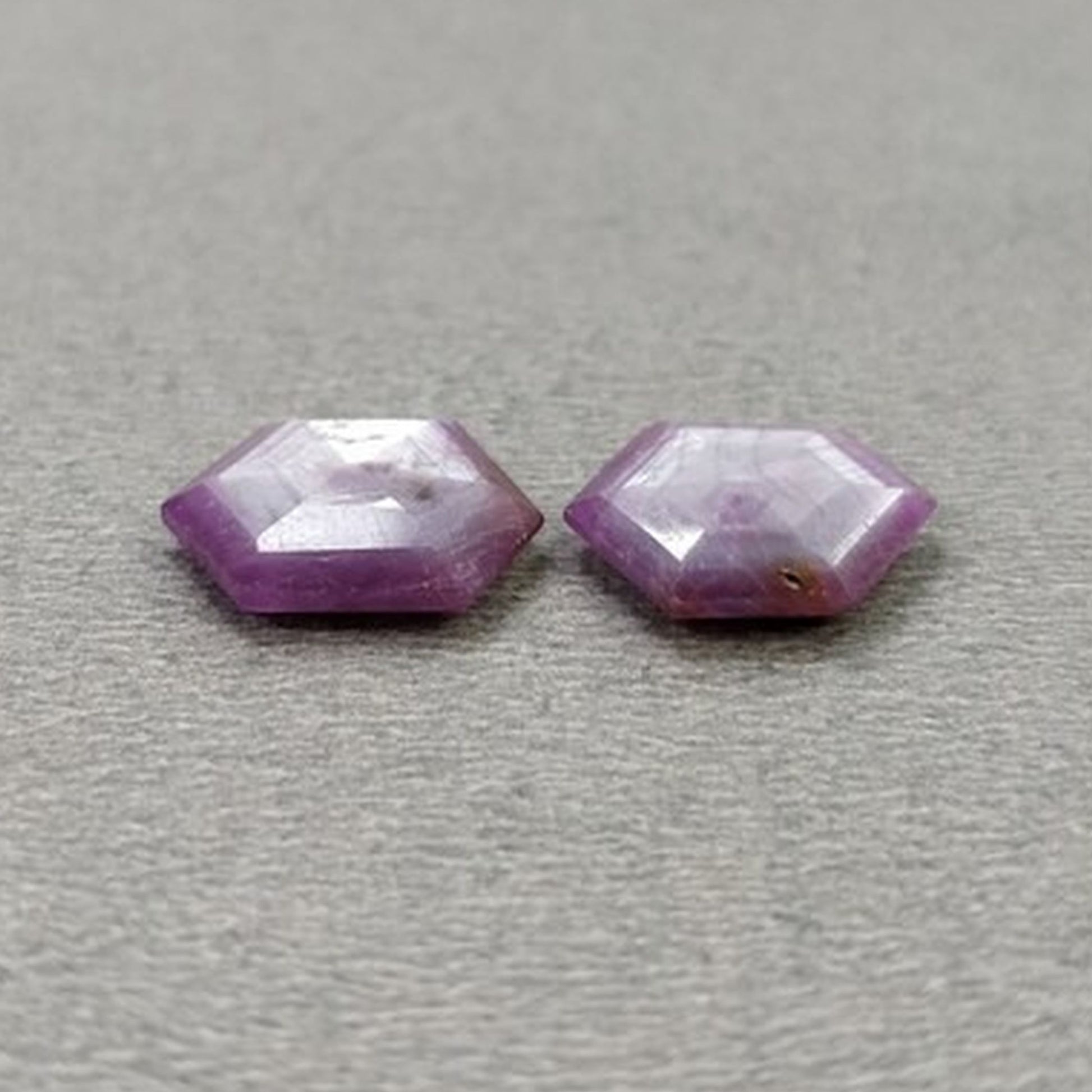 用于珠宝的刻面切割蓝宝石