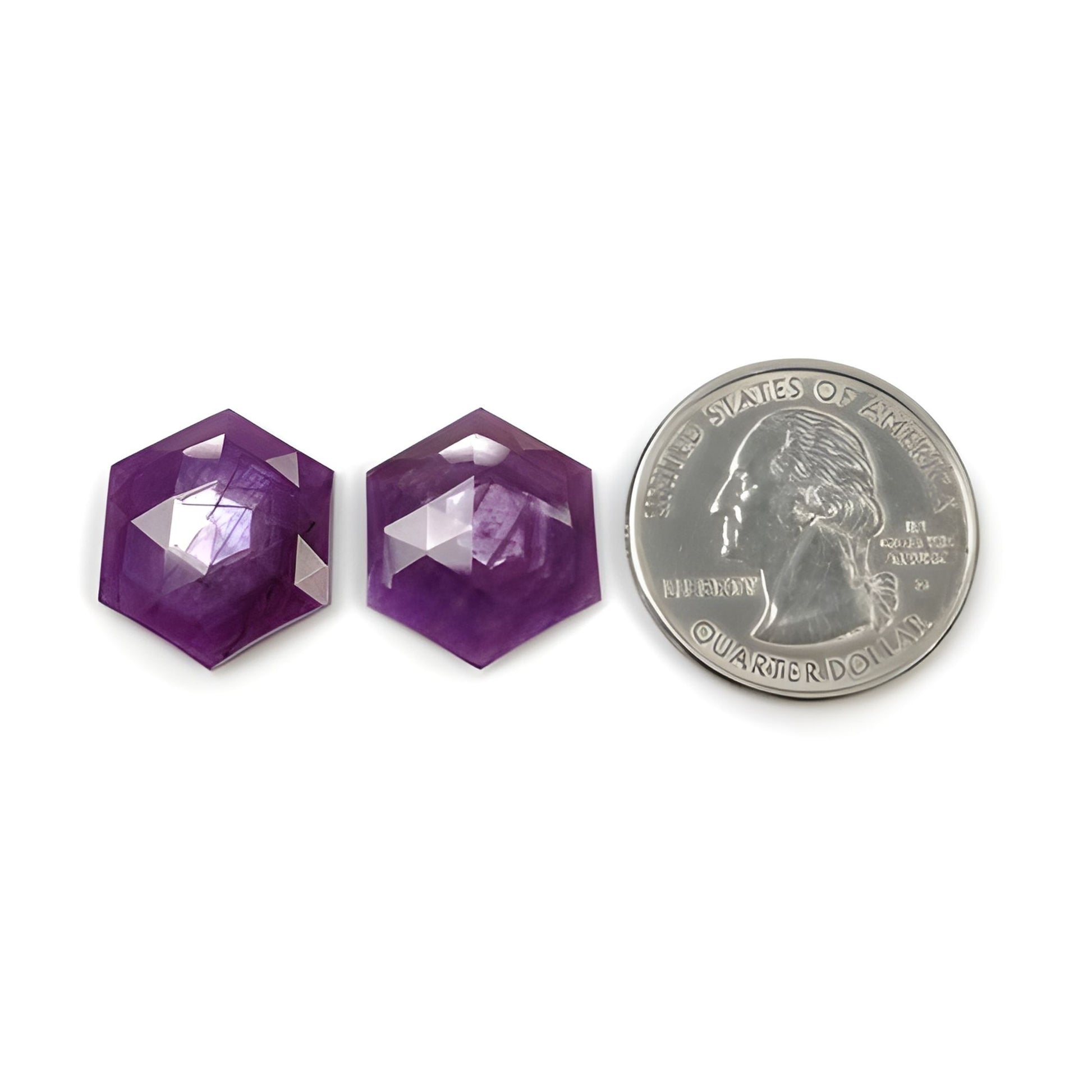 用于珠宝的红宝石玫瑰切割