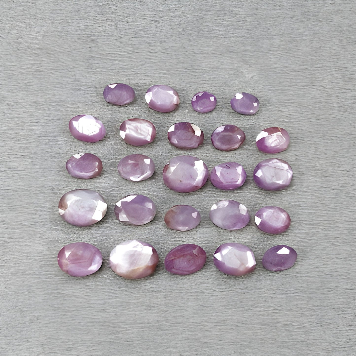 天然未经处理的蓝宝石