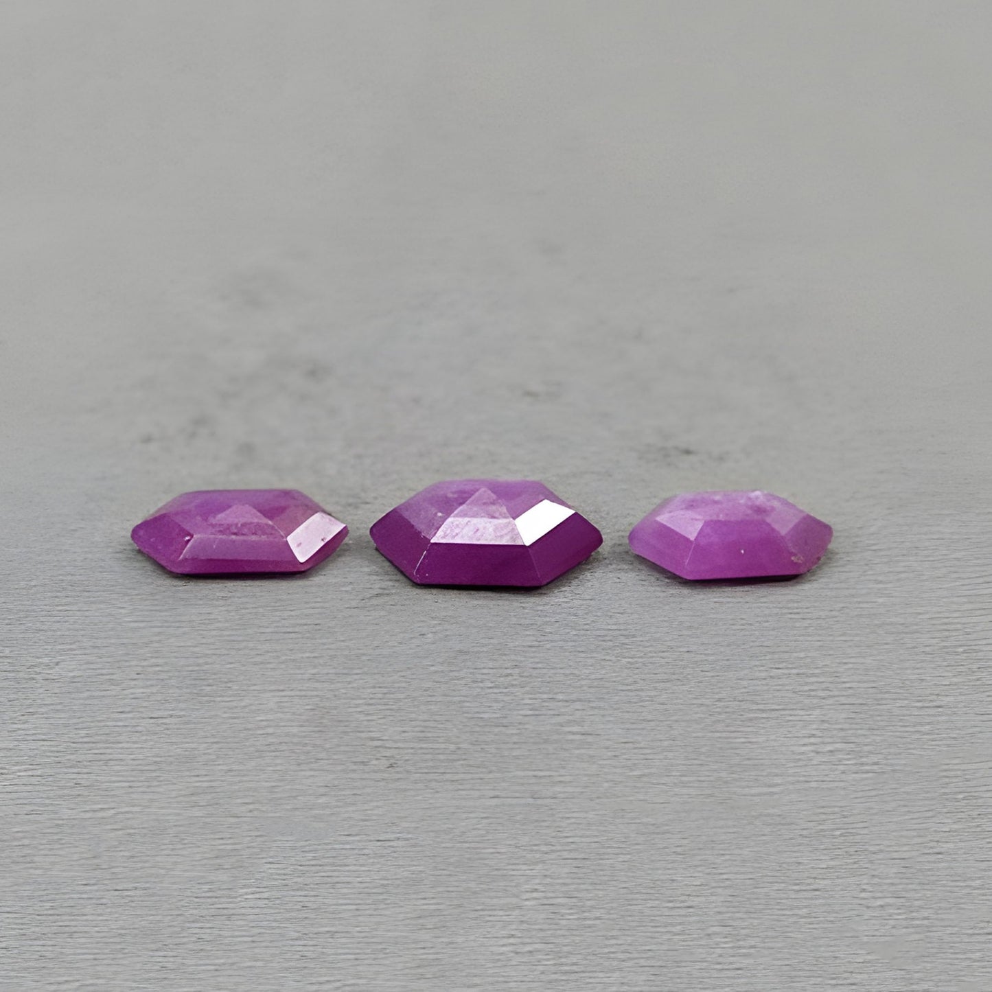 天然宝石红宝石