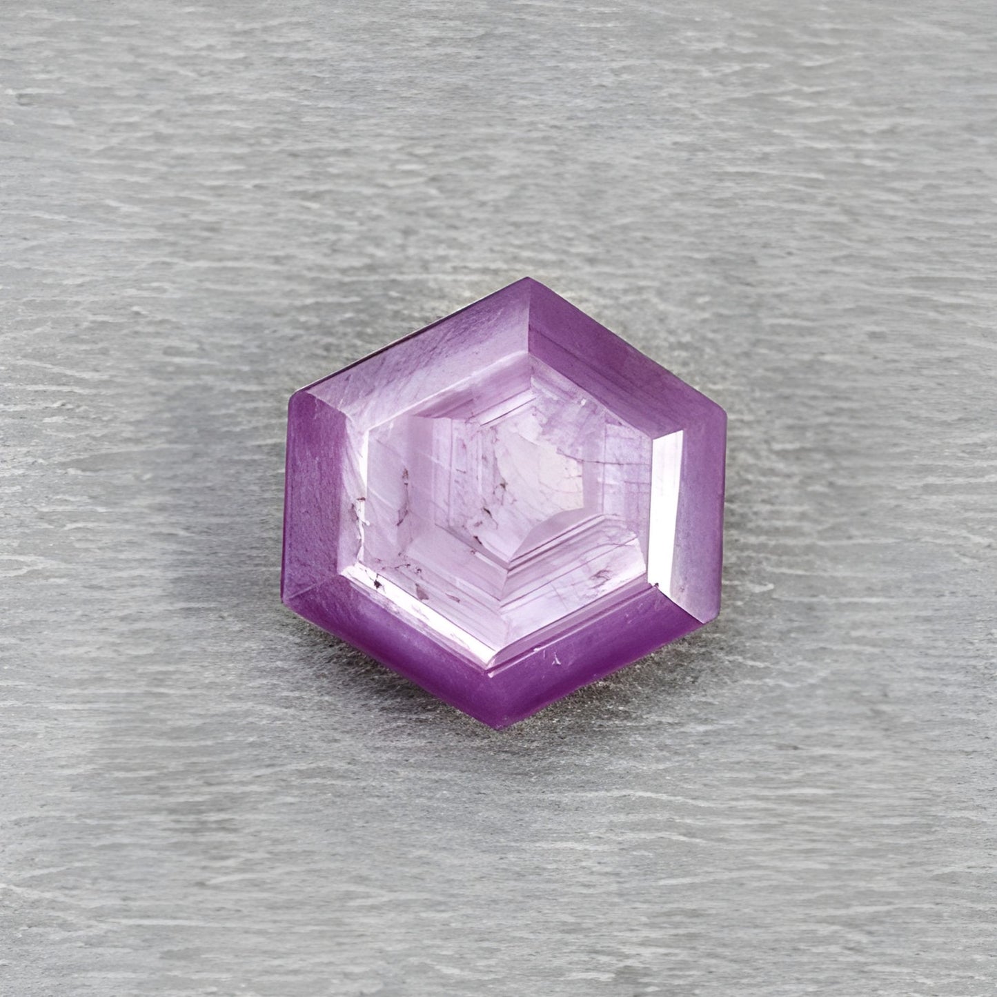 pietra portafortuna di luglio