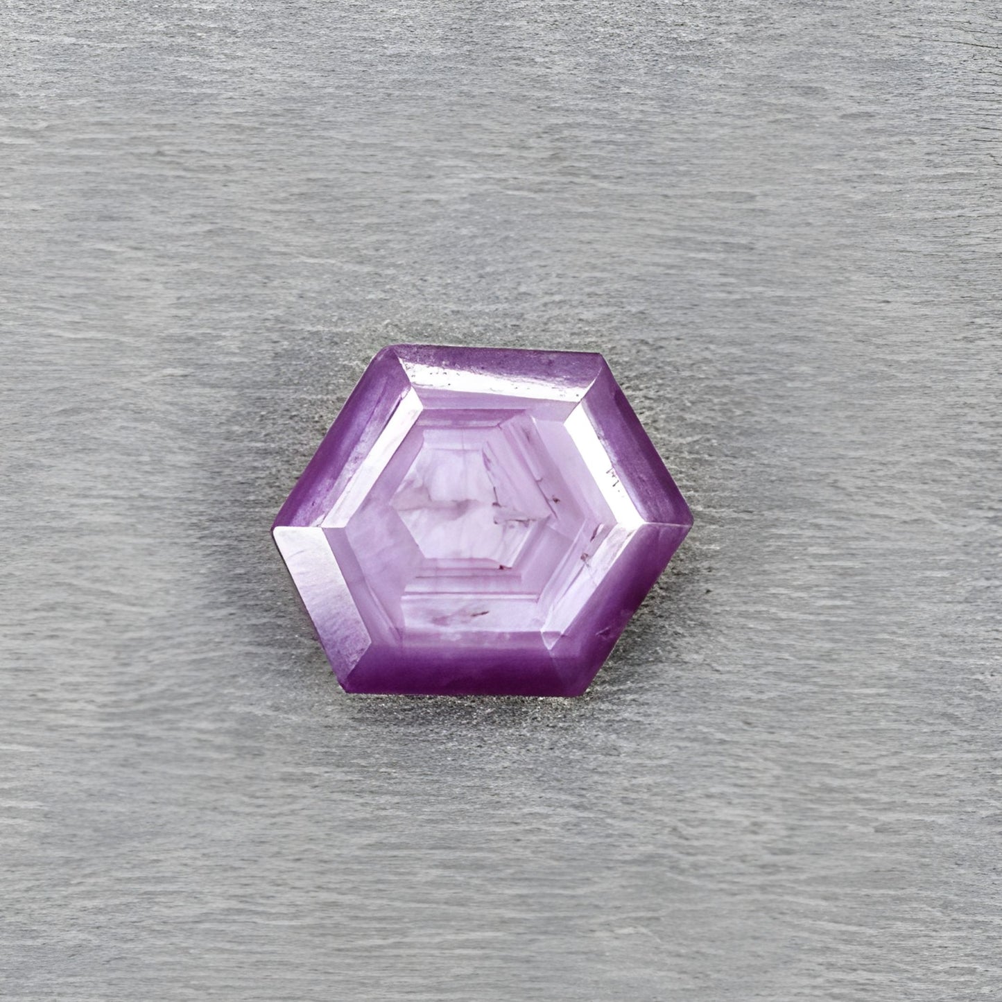 天然未经处理的宝石红宝石