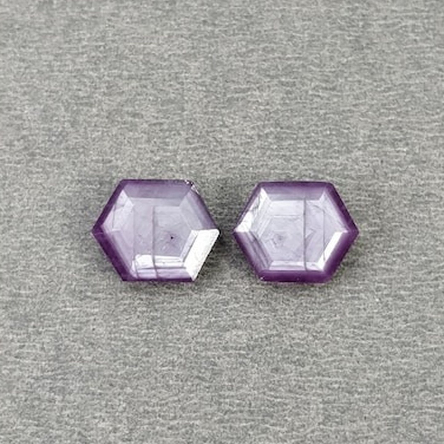 天然未処理の宝石サファイア