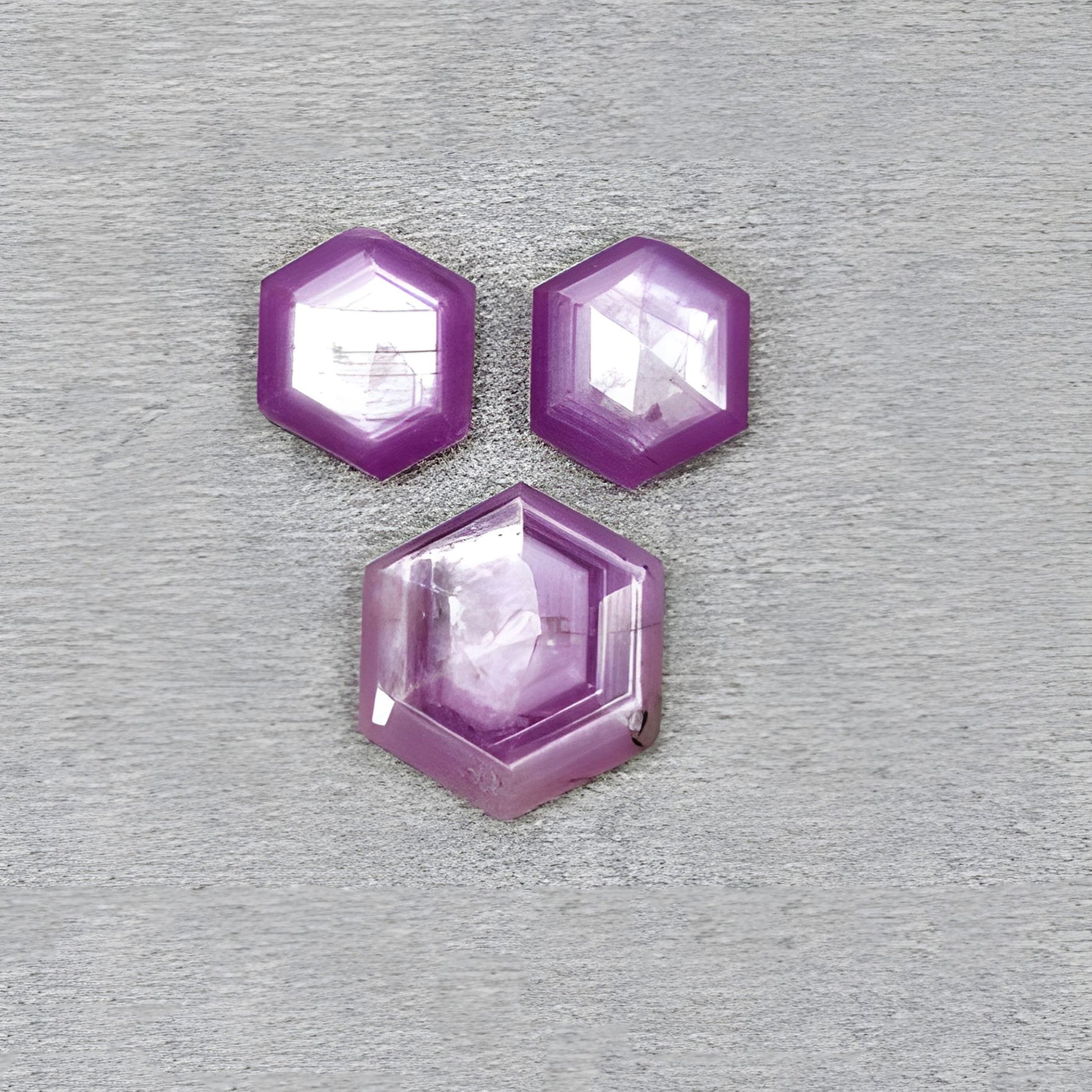 宝石用のルビー