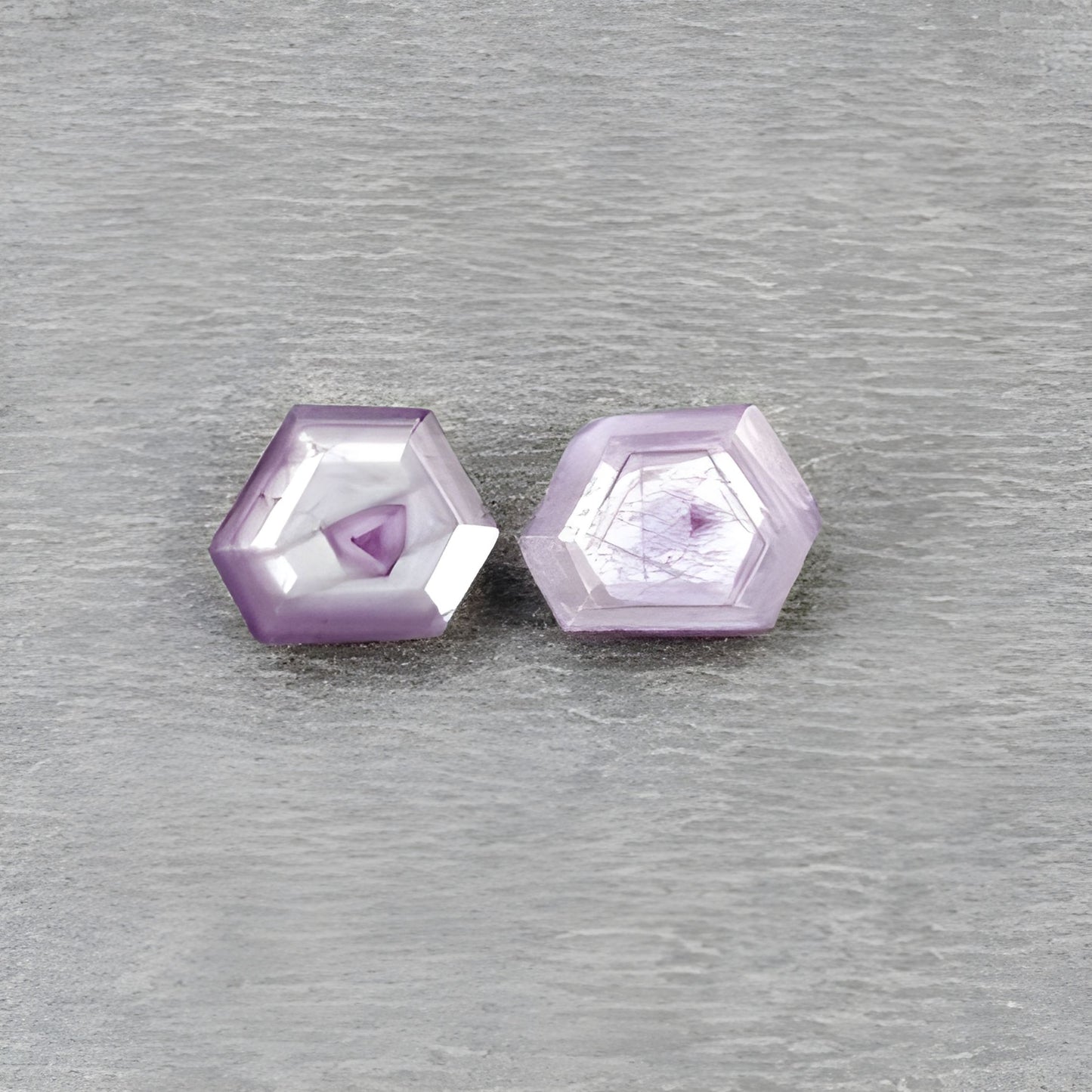 天然未処理の宝石ルビー