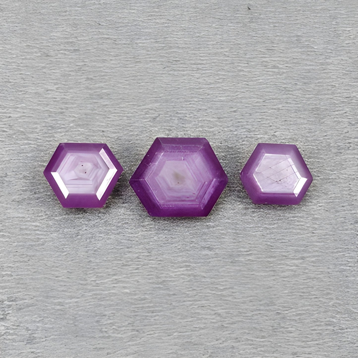 天然未经处理的宝石红宝石