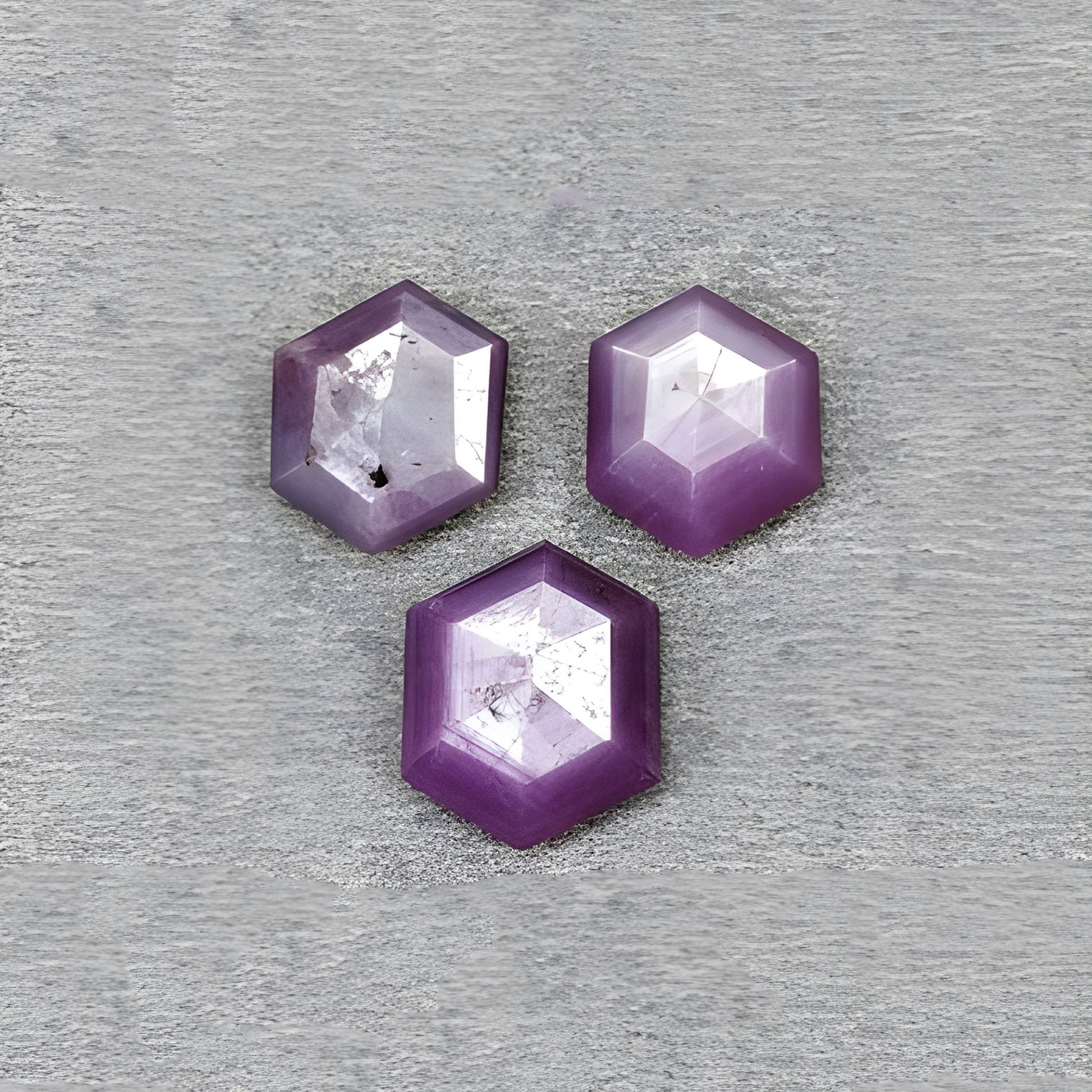 天然未処理の宝石サファイア