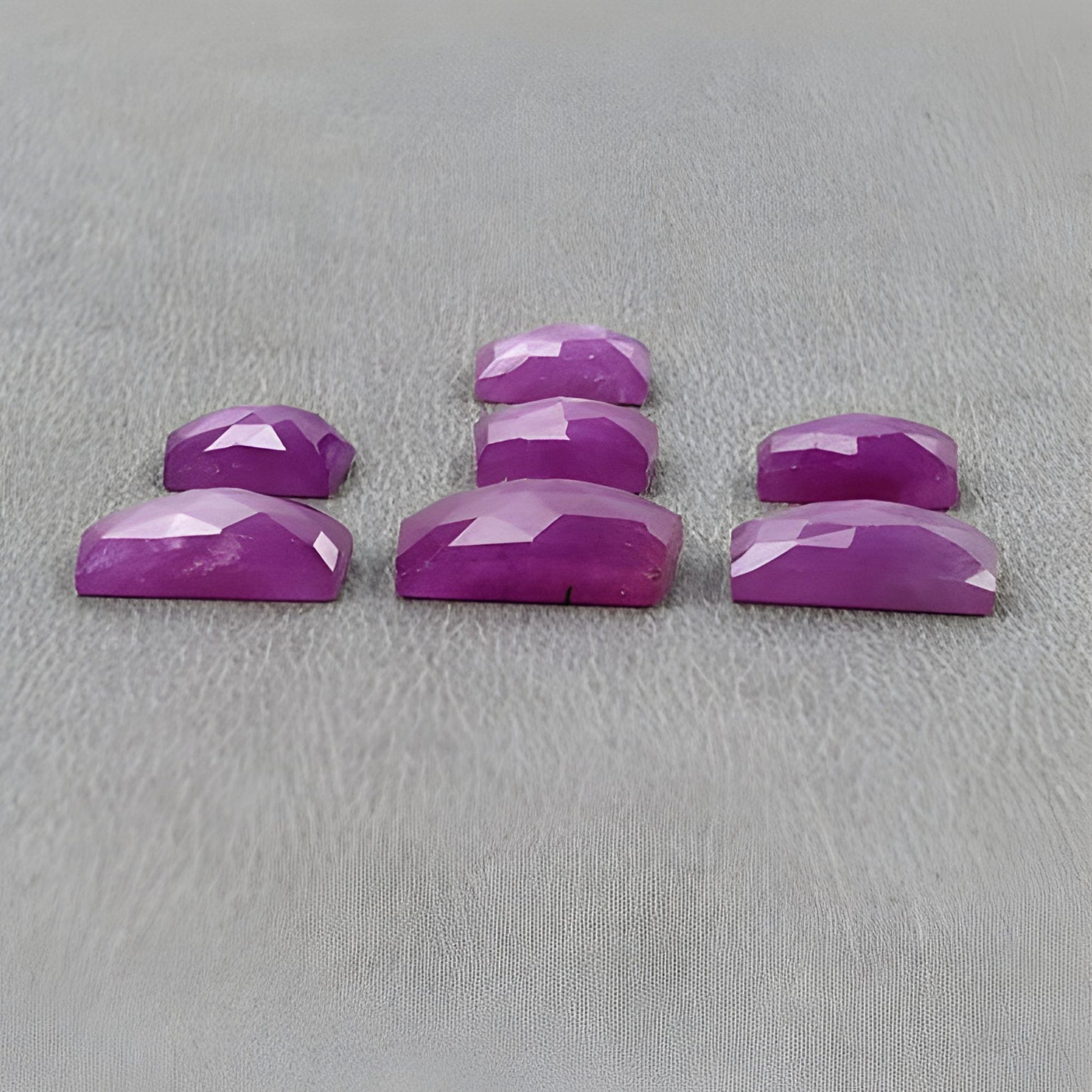 حجر الياقوت الطبيعي غير المعالج