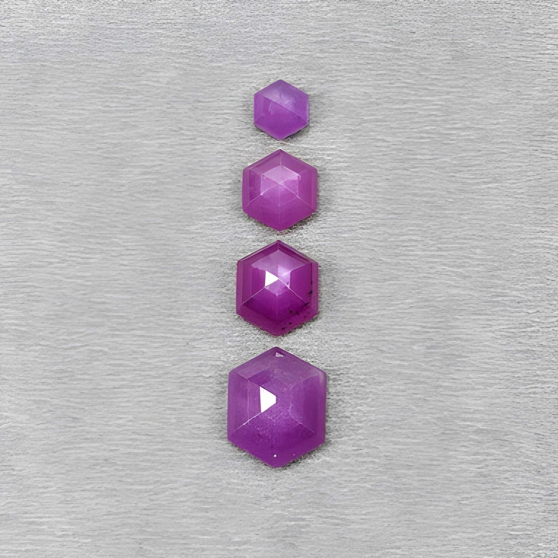 树莓红宝石珠宝