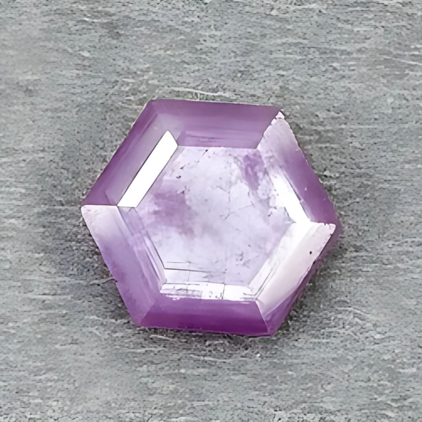 pietra portafortuna di luglio