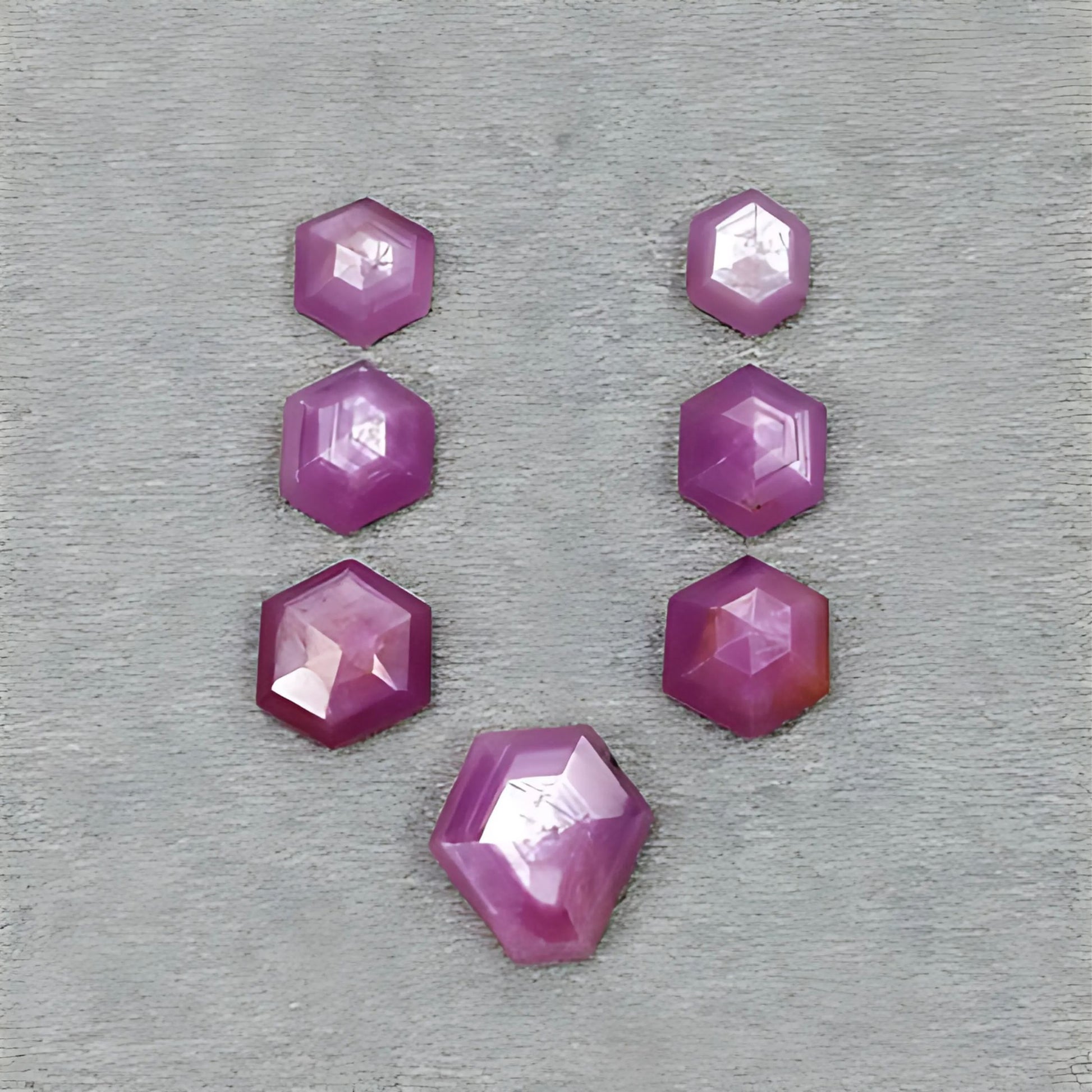 树莓红宝石六边形阶梯切割