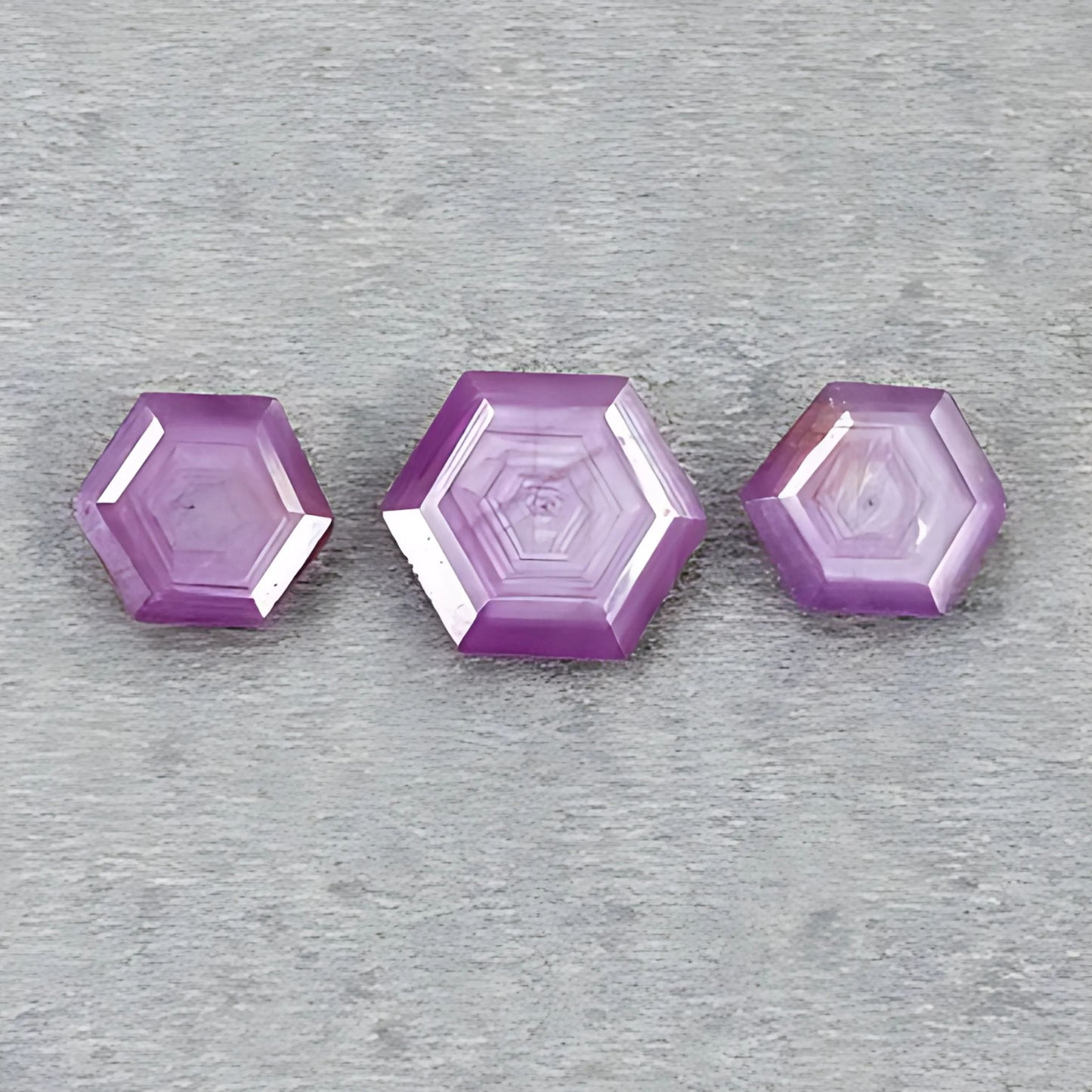 pierre précieuse naturelle non traitée