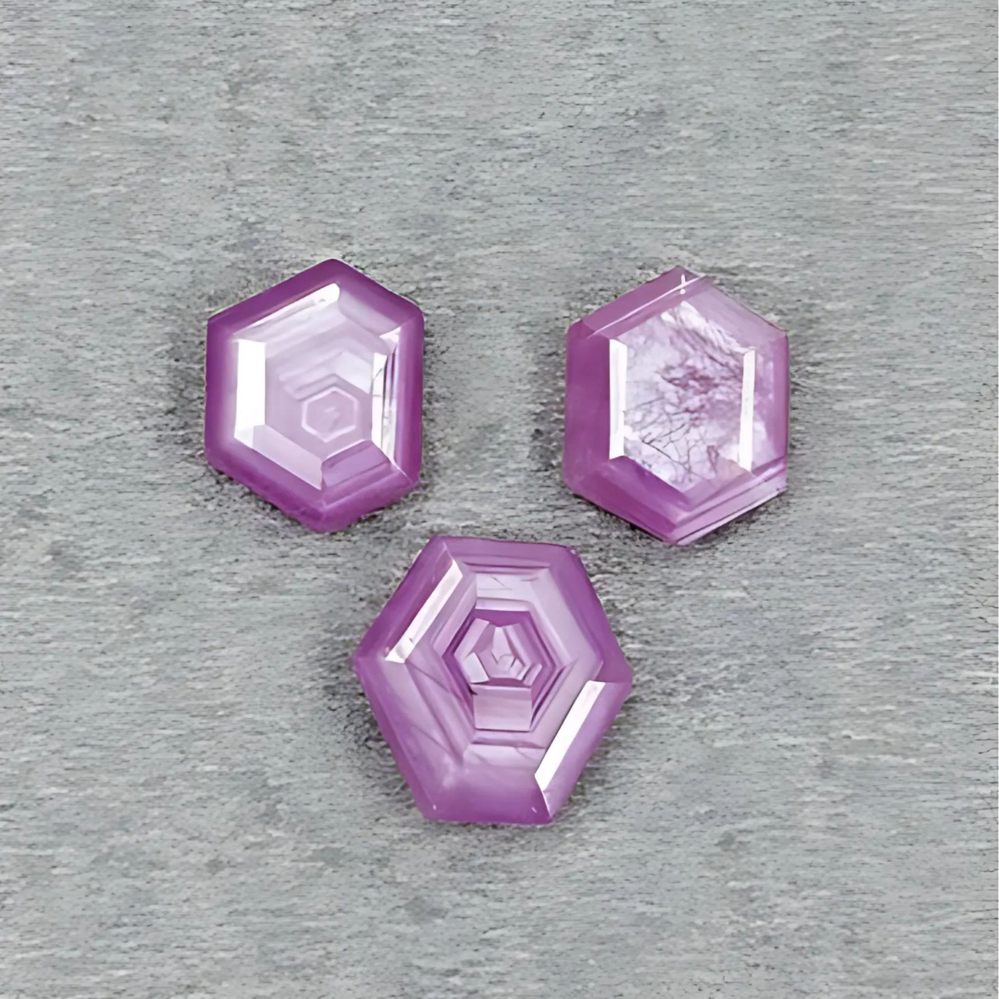 حجر الميلاد لشهر يوليو