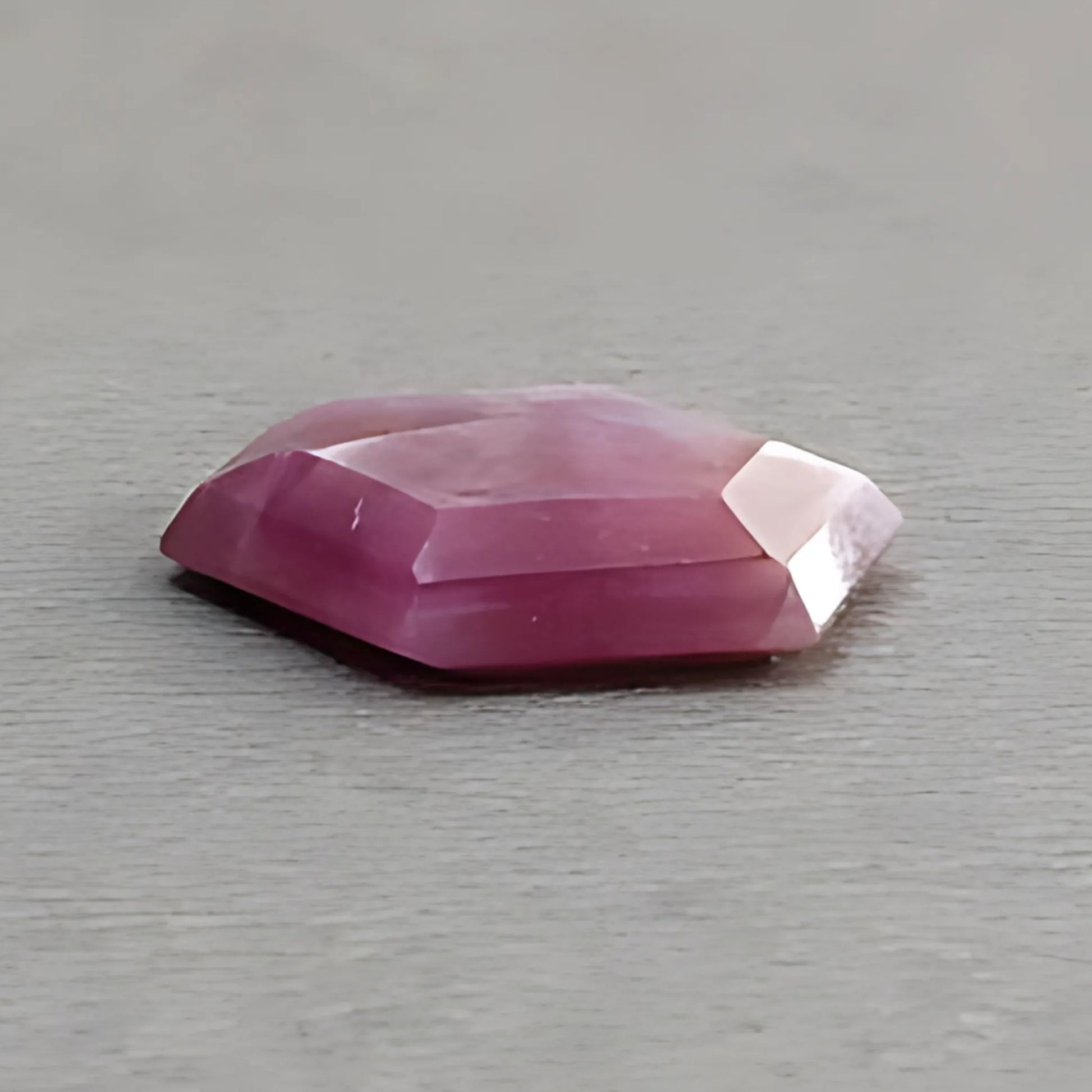 saphir, pierre précieuse naturelle