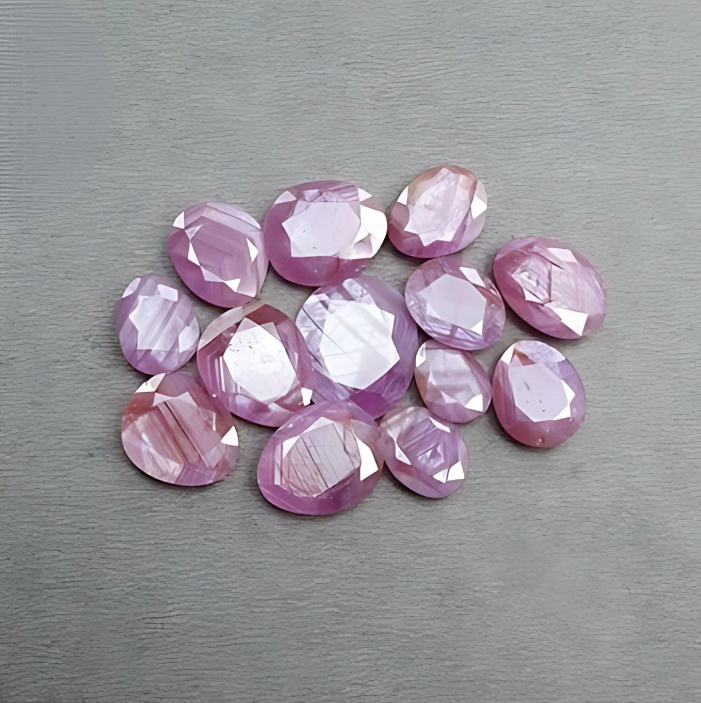 Zaffiro rosa sfaccettato