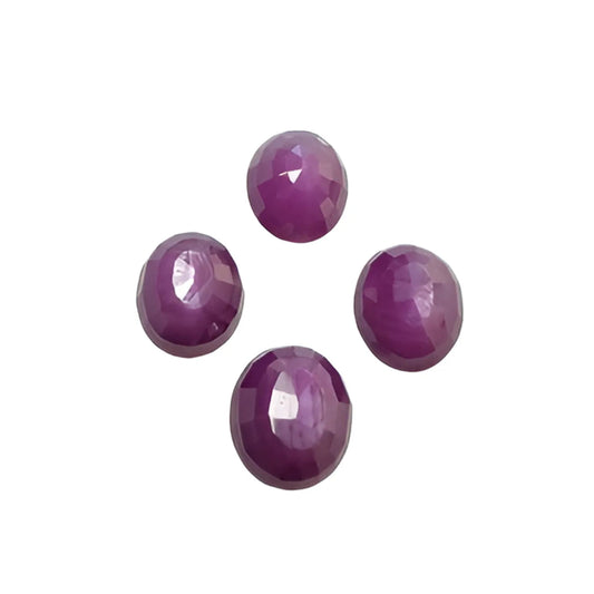 Pietra preziosa rubino sfaccettata
