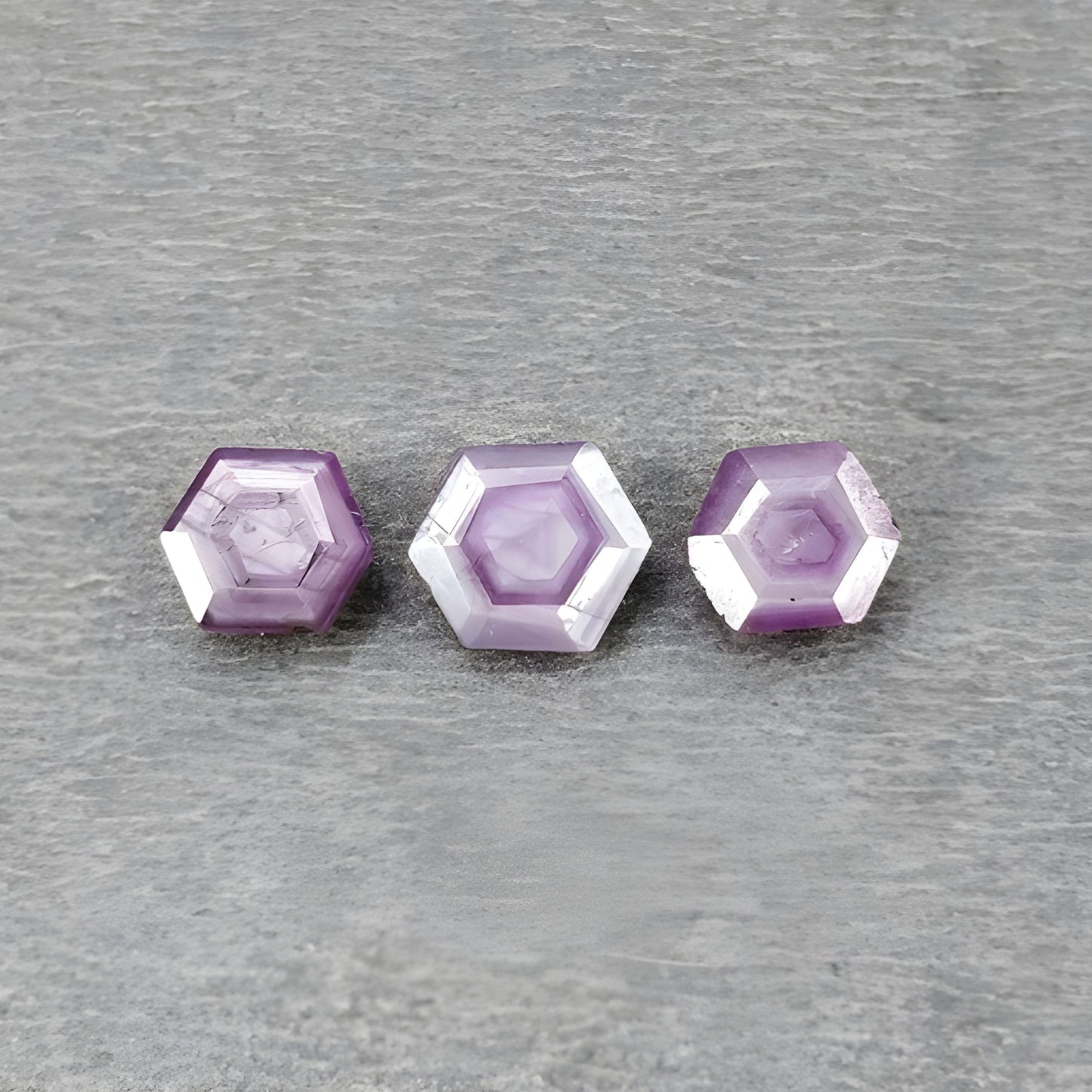 حجر ميلاد شهر سبتمبر