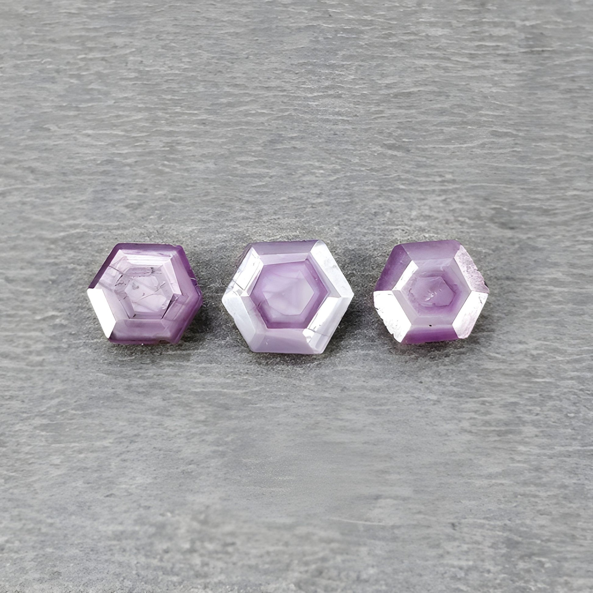 حجر ميلاد شهر سبتمبر