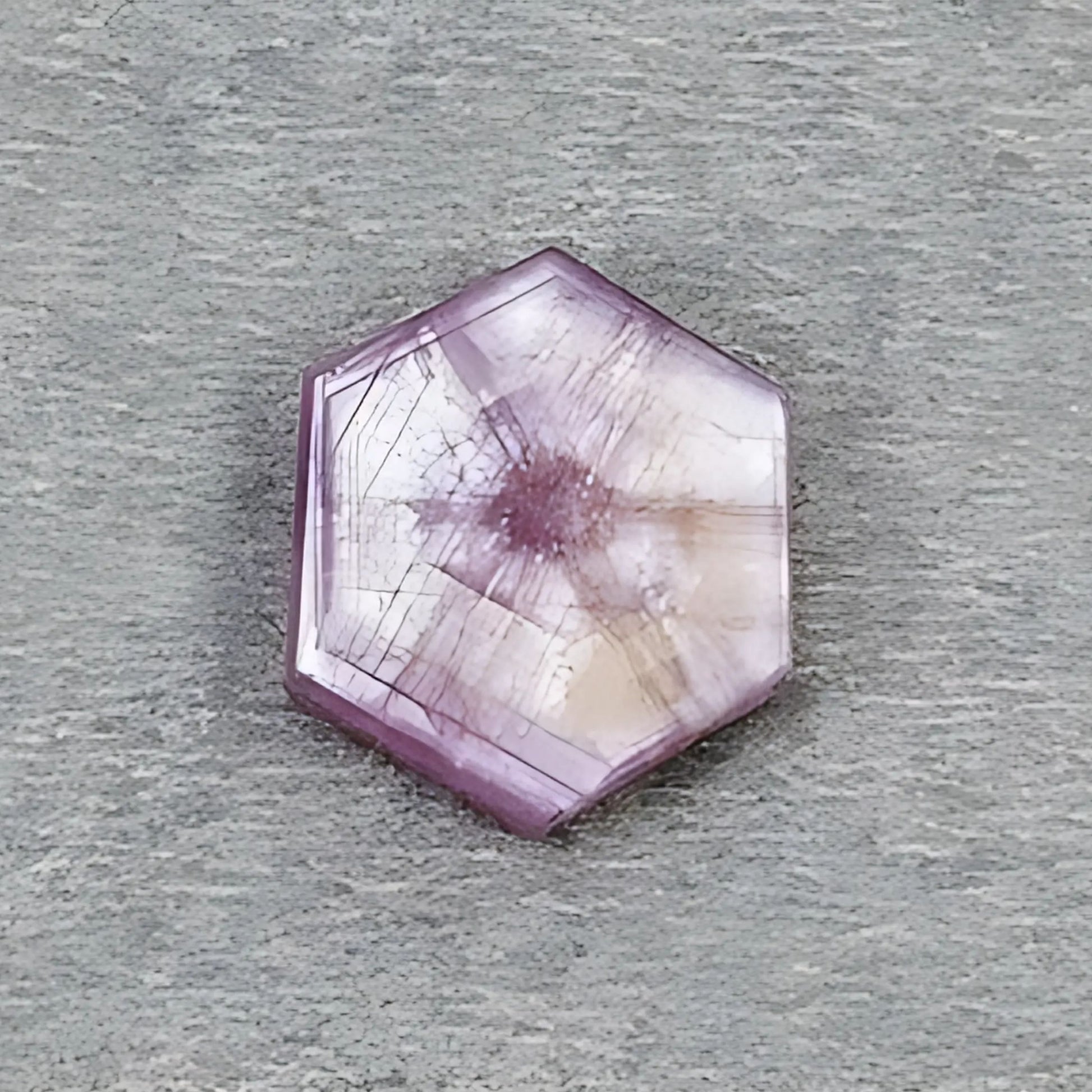 迷迭香蓝宝石达碧切六边形扁平片