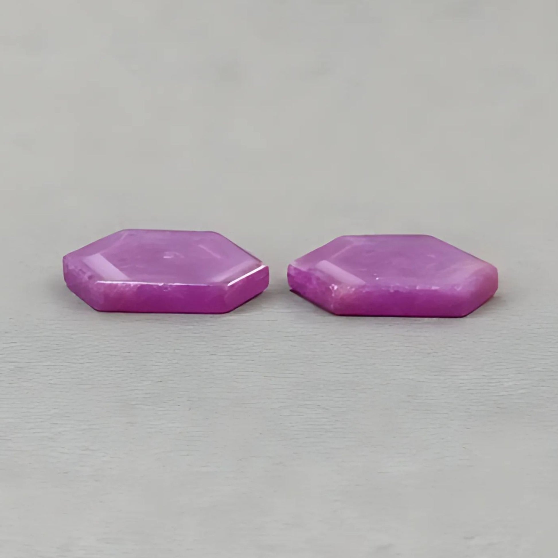 宝石用のルビー