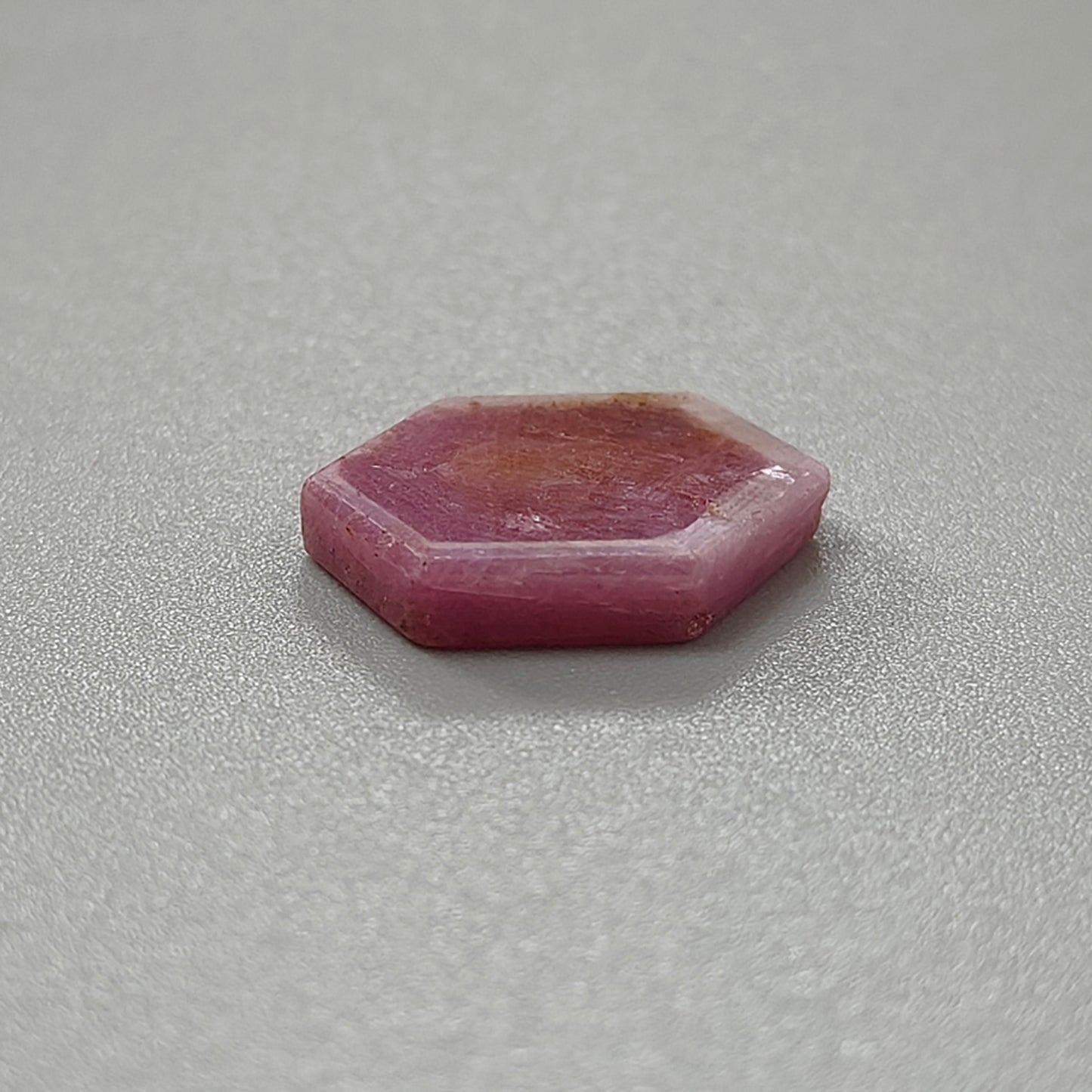 宝飾品用のサファイア