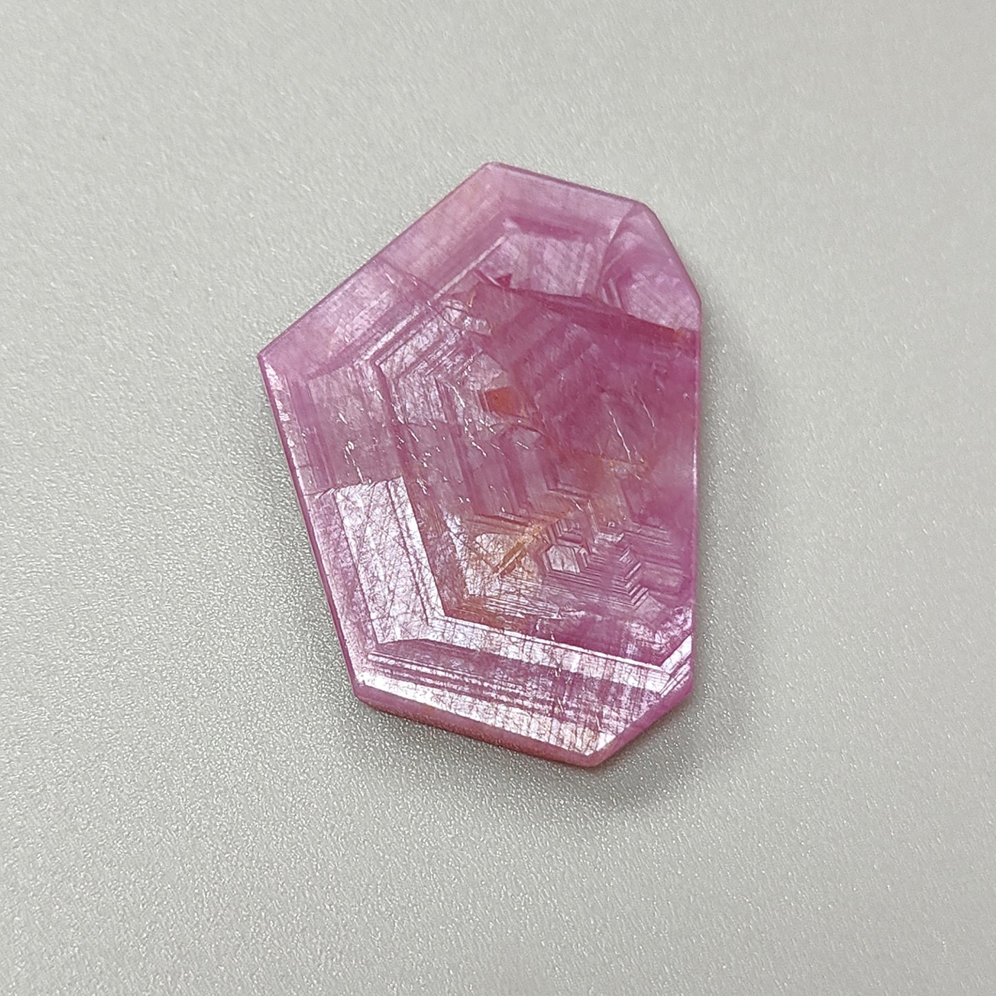 天然未処理ピンクサファイア