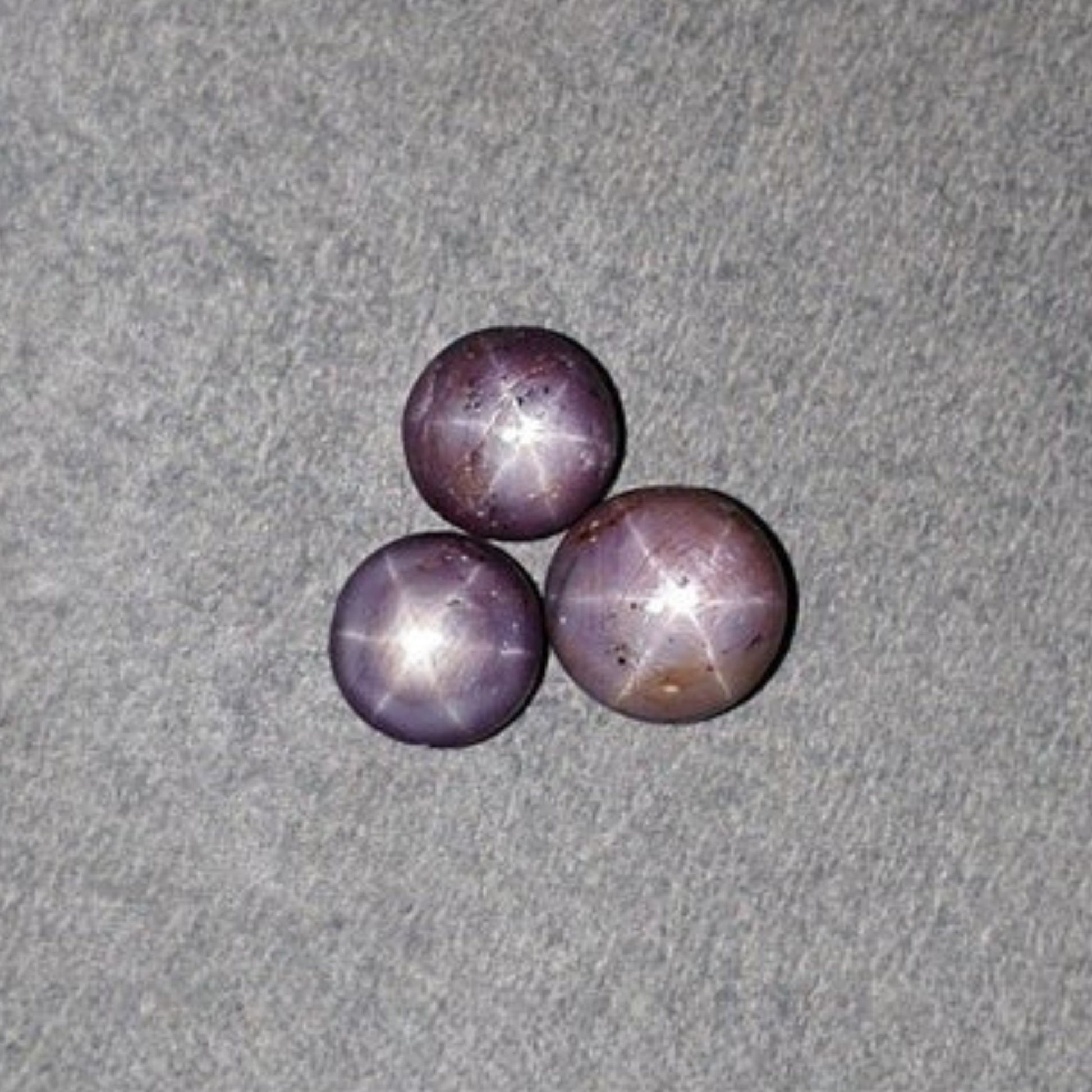 star sapphire round shape cabochon