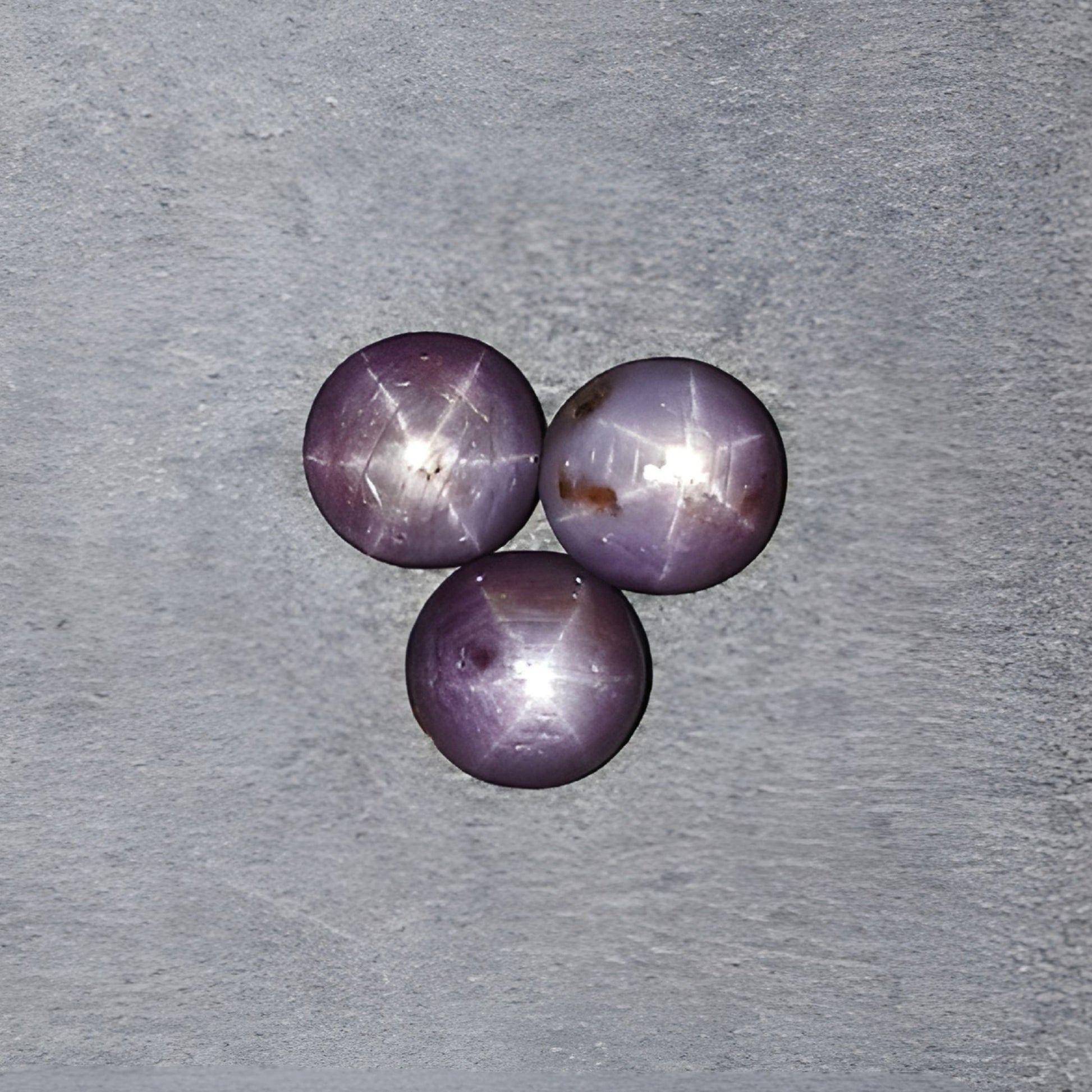 star sapphire round shape cabochon