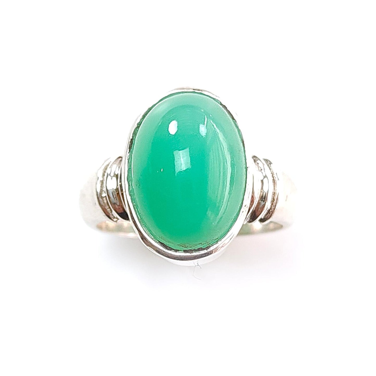 Green Chrysoprase Cabochon Silver Ring: 5.87gms Natural Untreated Chrysoprase Oval Shape Plain 925 Sterling Silver Bezel Set Ring 7.5 US