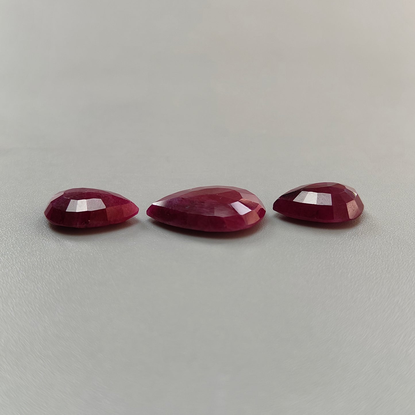 28.50cts Red Ruby Faceted Cut Gemstone Natural Untreated Pear Shape 3pcs