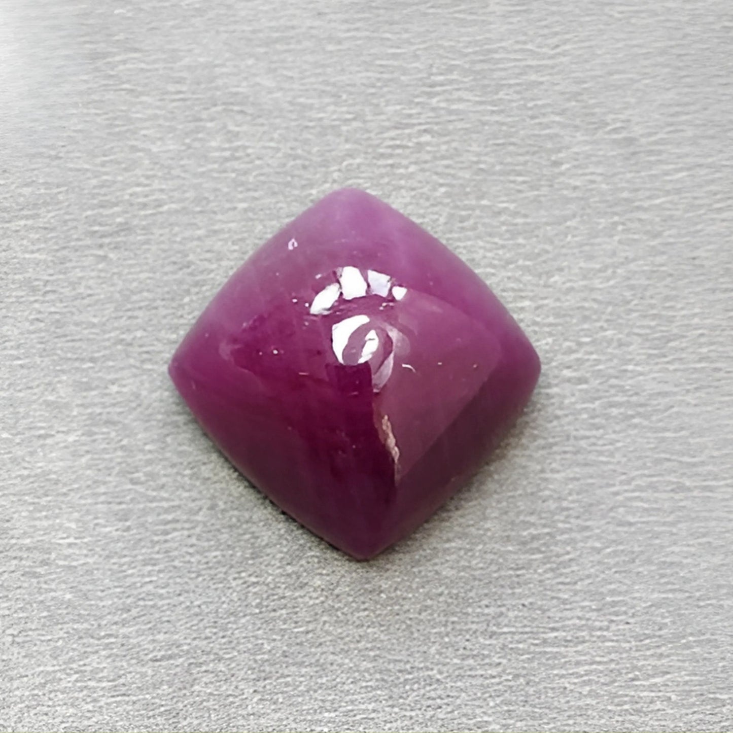 天然未处理的红宝石