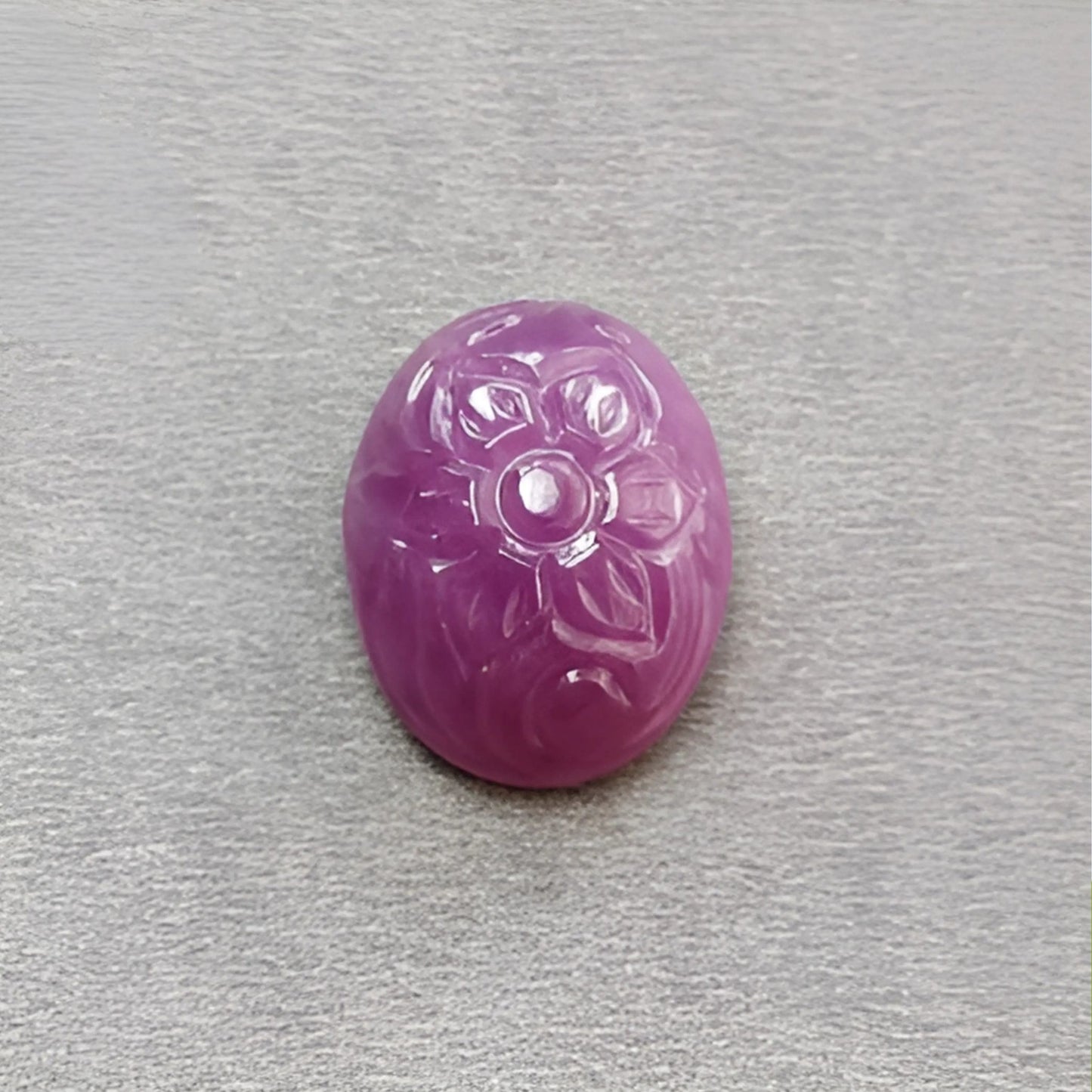 红宝石雕刻