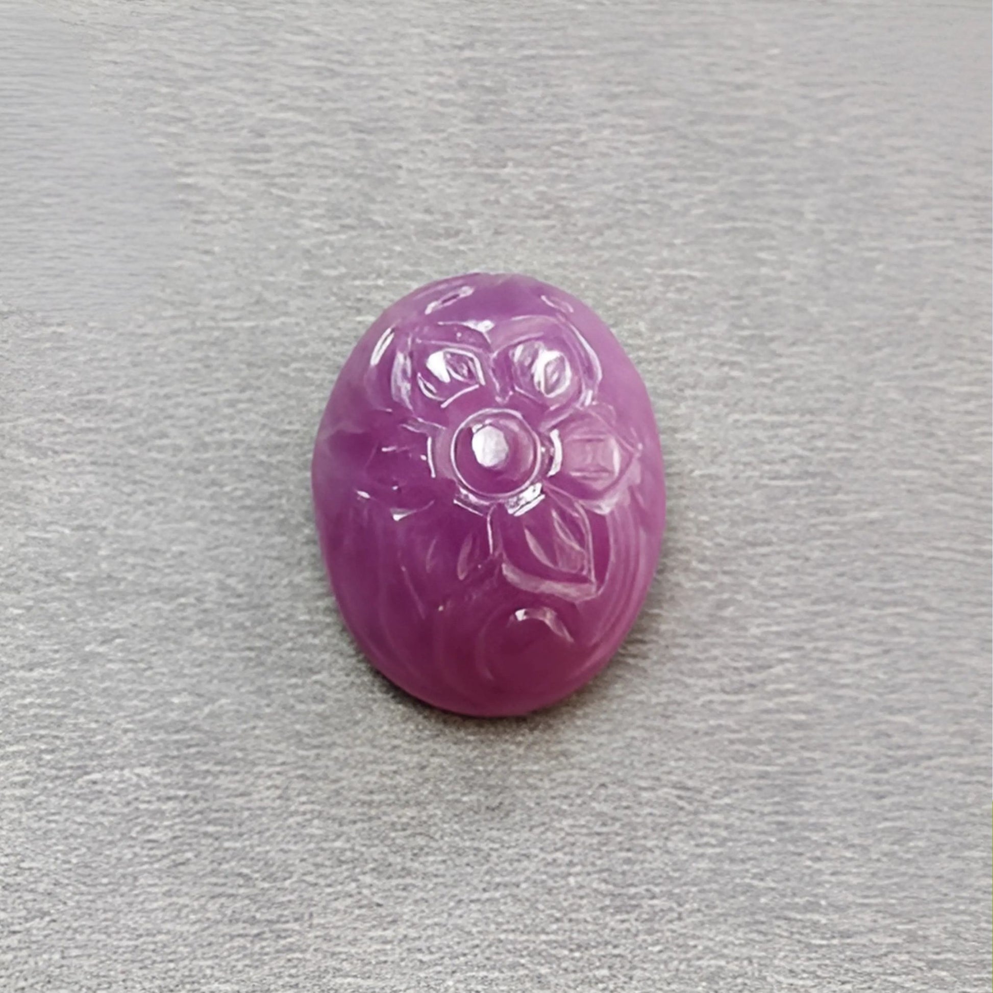 红宝石雕刻